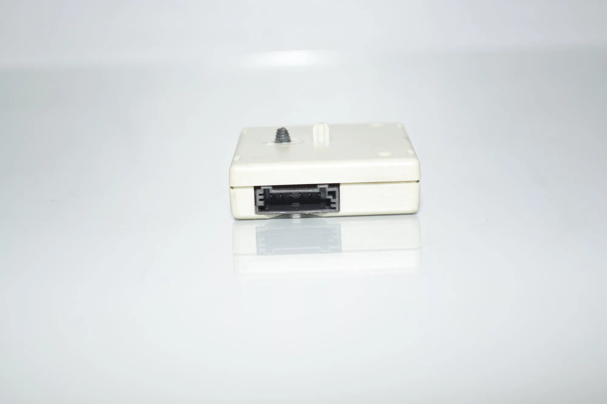 Antenna – OEM 9140179 · BMW 5 (F10) 525 d 2011 – 4