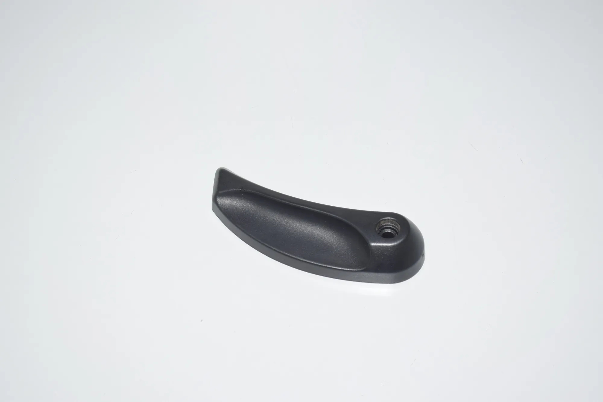 Bonnet Release Handle – OEM 9113984 · BMW 5 (F10) 525 d 2011 – 2
