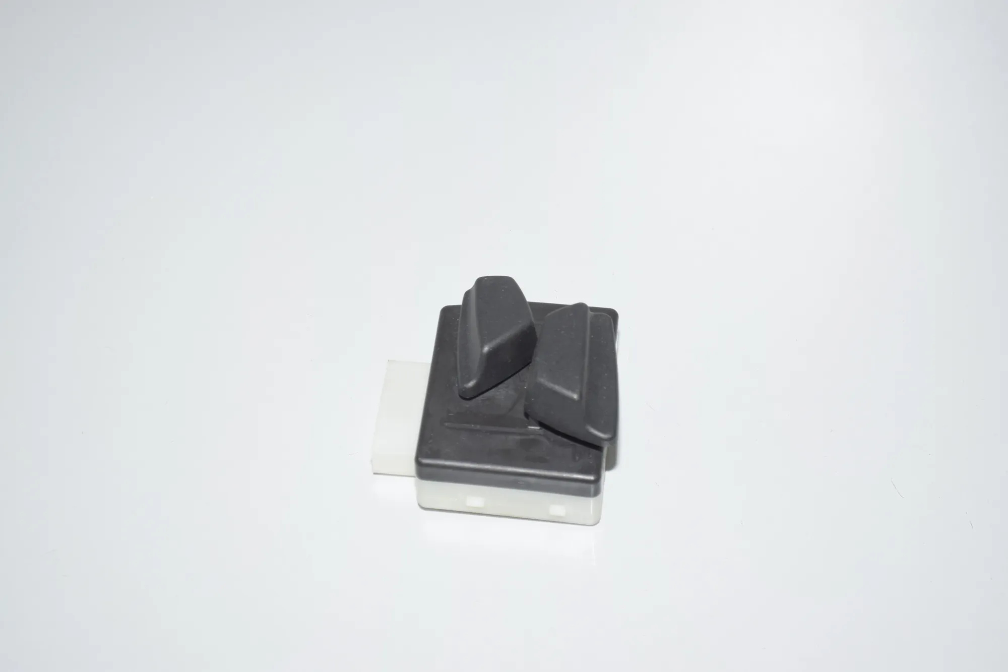 Right Seat Control Buttons – OEM 6958526 · BMW 5 (F10) 525 d 2011 – 2