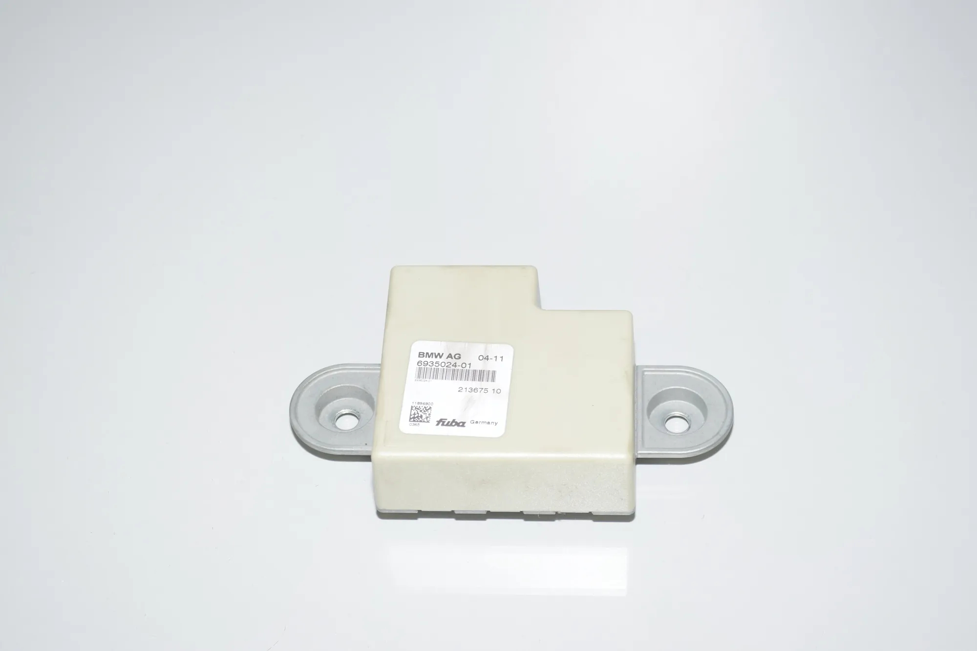 Antenna Amplifier – OEM 6935024 · BMW 5 (F10) 525 d 2011
