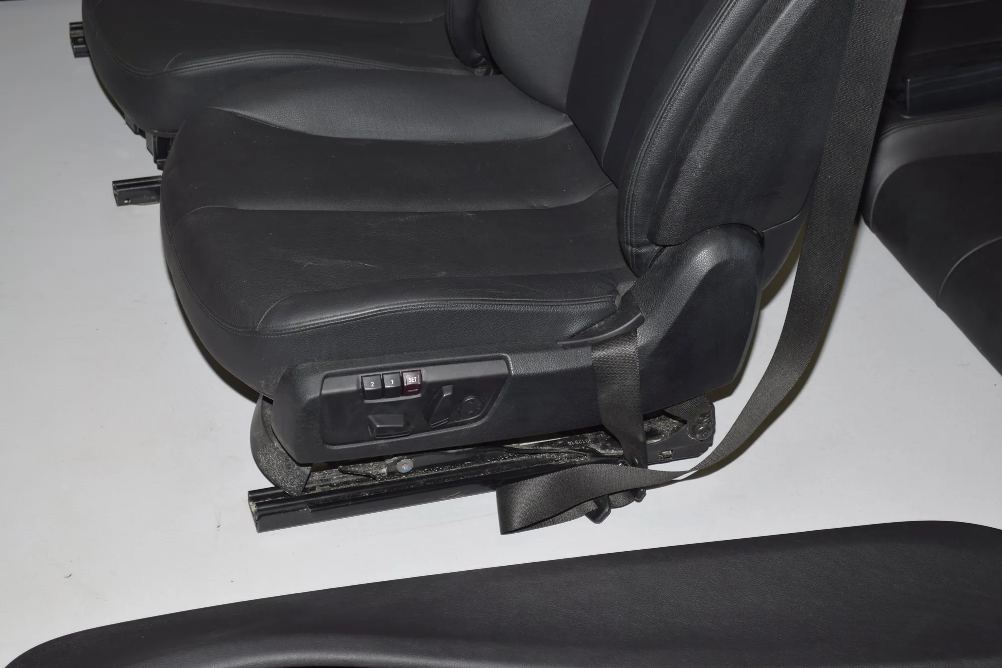 Seat set · BMW 4 Cabrio (F33, F83) BMW 4 Cabrio (F33, F83) 425 d 2014 – 3
