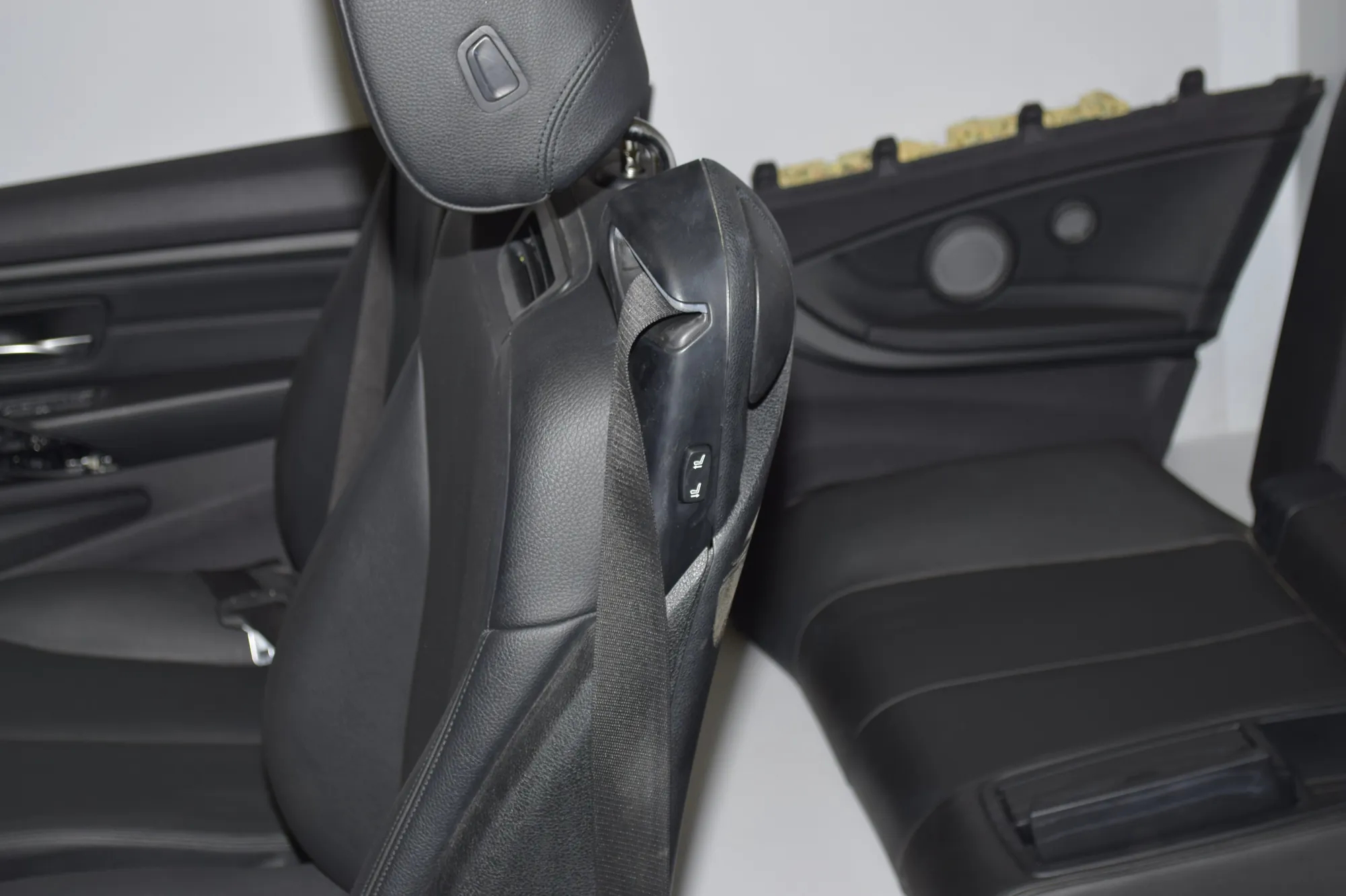 Seat set · BMW 4 Cabrio (F33, F83) BMW 4 Cabrio (F33, F83) 425 d 2014 – 4