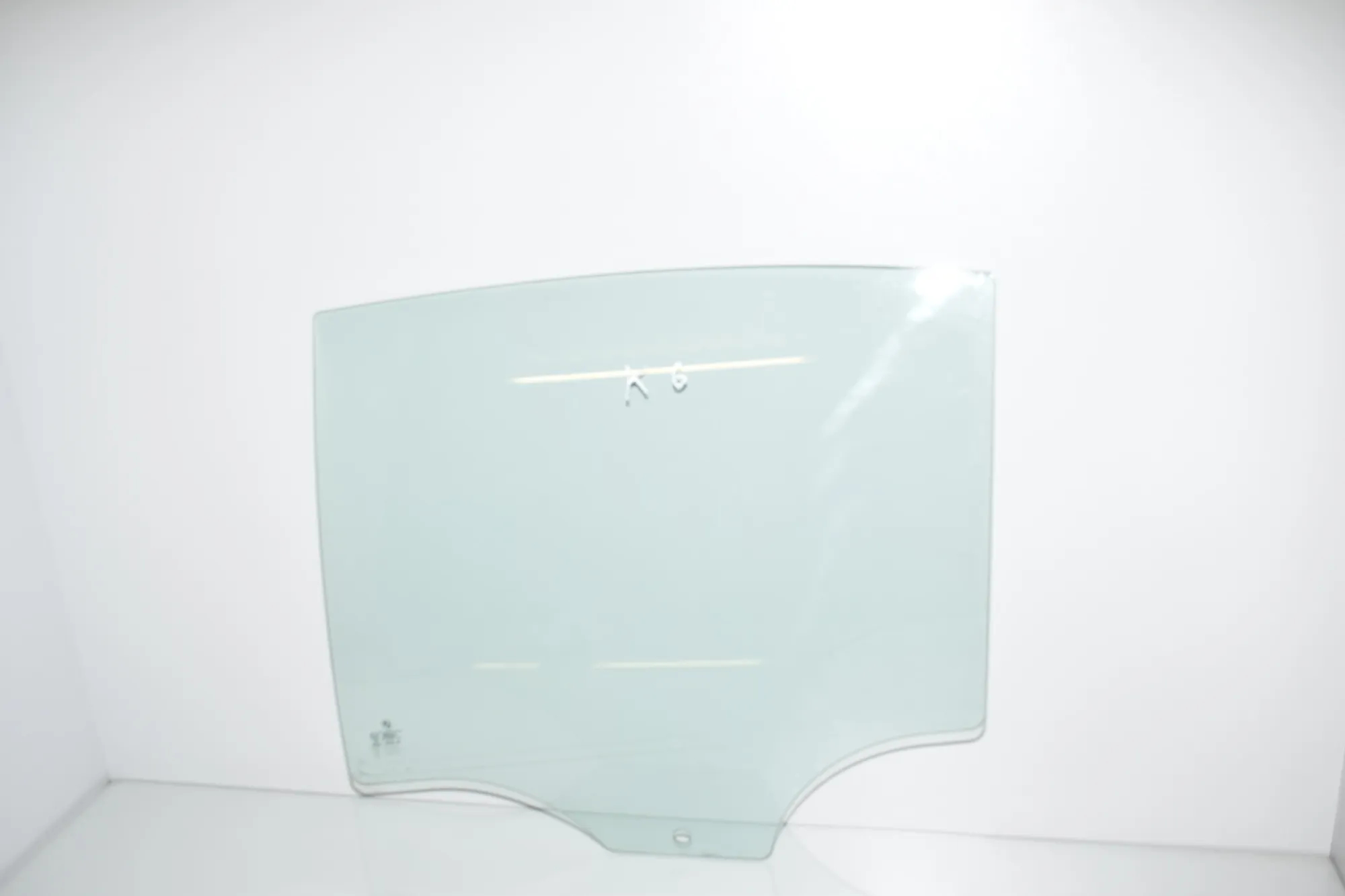 Rear Left Door Window – OEM 51357182117 · BMW 5 (F10) 525 d 2011 – 2