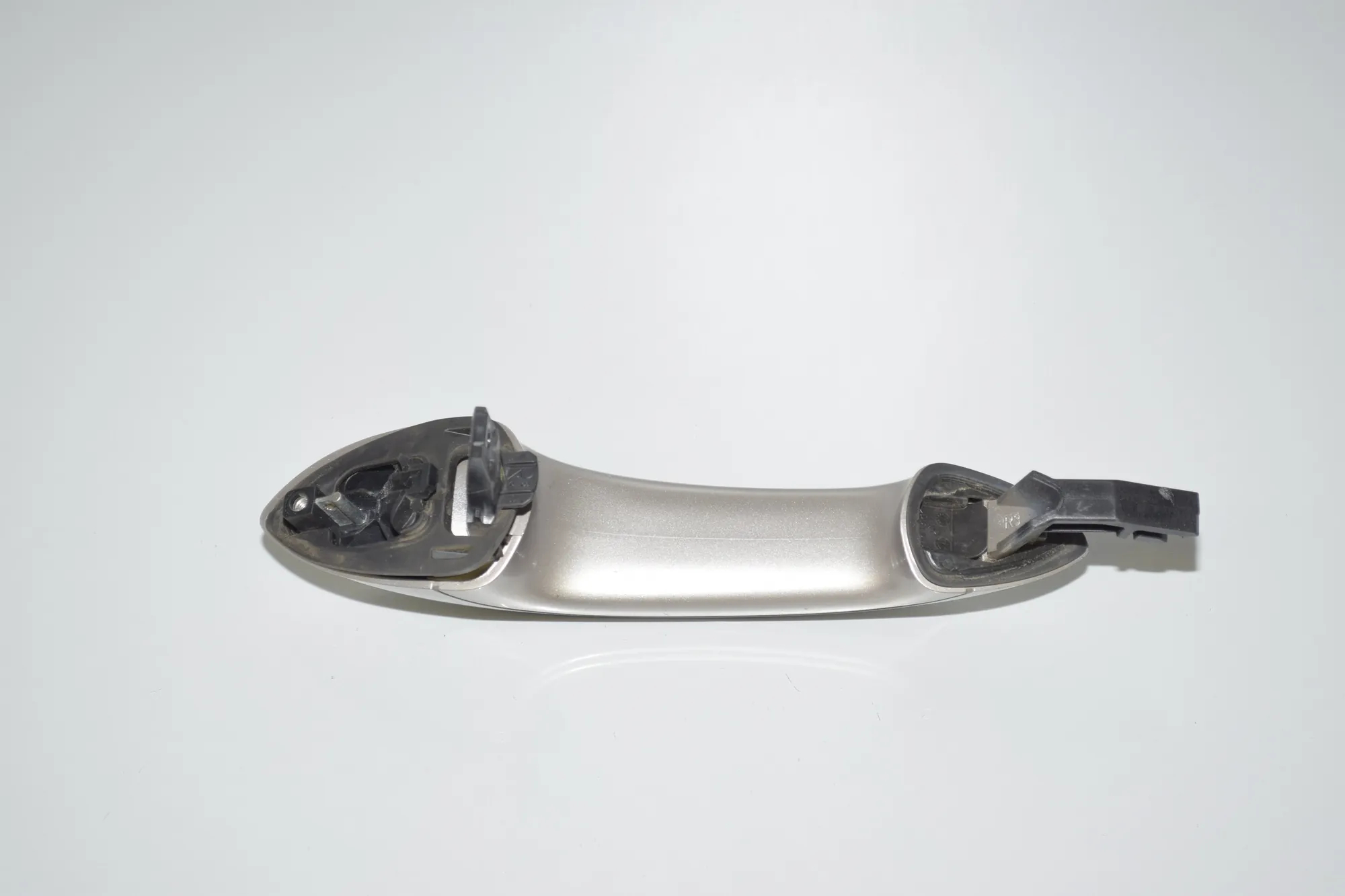 Front Right Door Exterior Handle – OEM 51227276242 · BMW 5 (F10) 525 d 2011 – 4