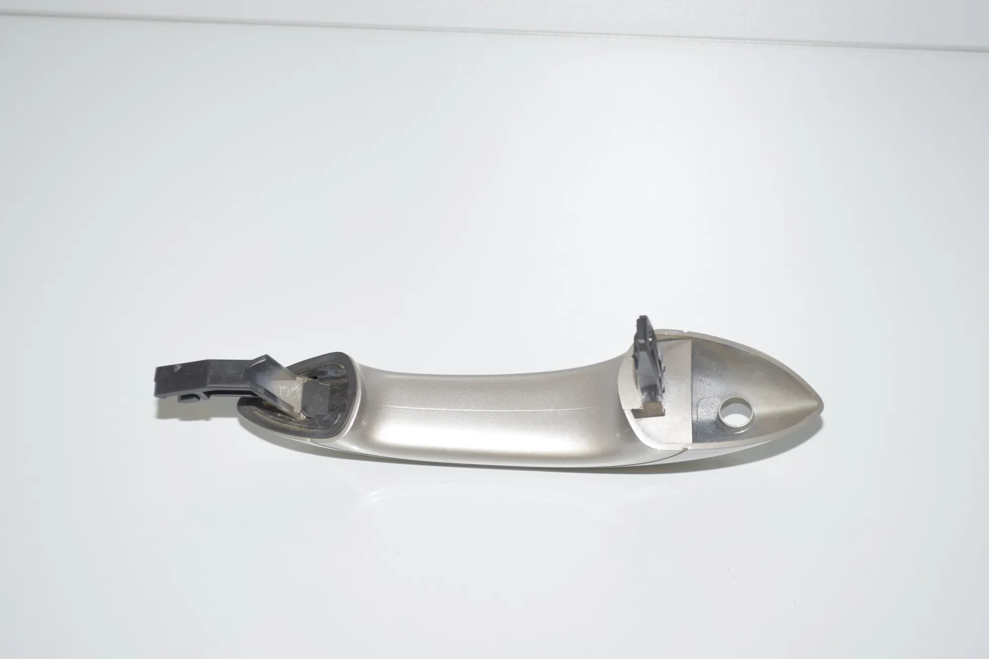 Front Left Door Exterior Handle – OEM 51217276243 · BMW 5 (F10) 525 d 2011 – 4