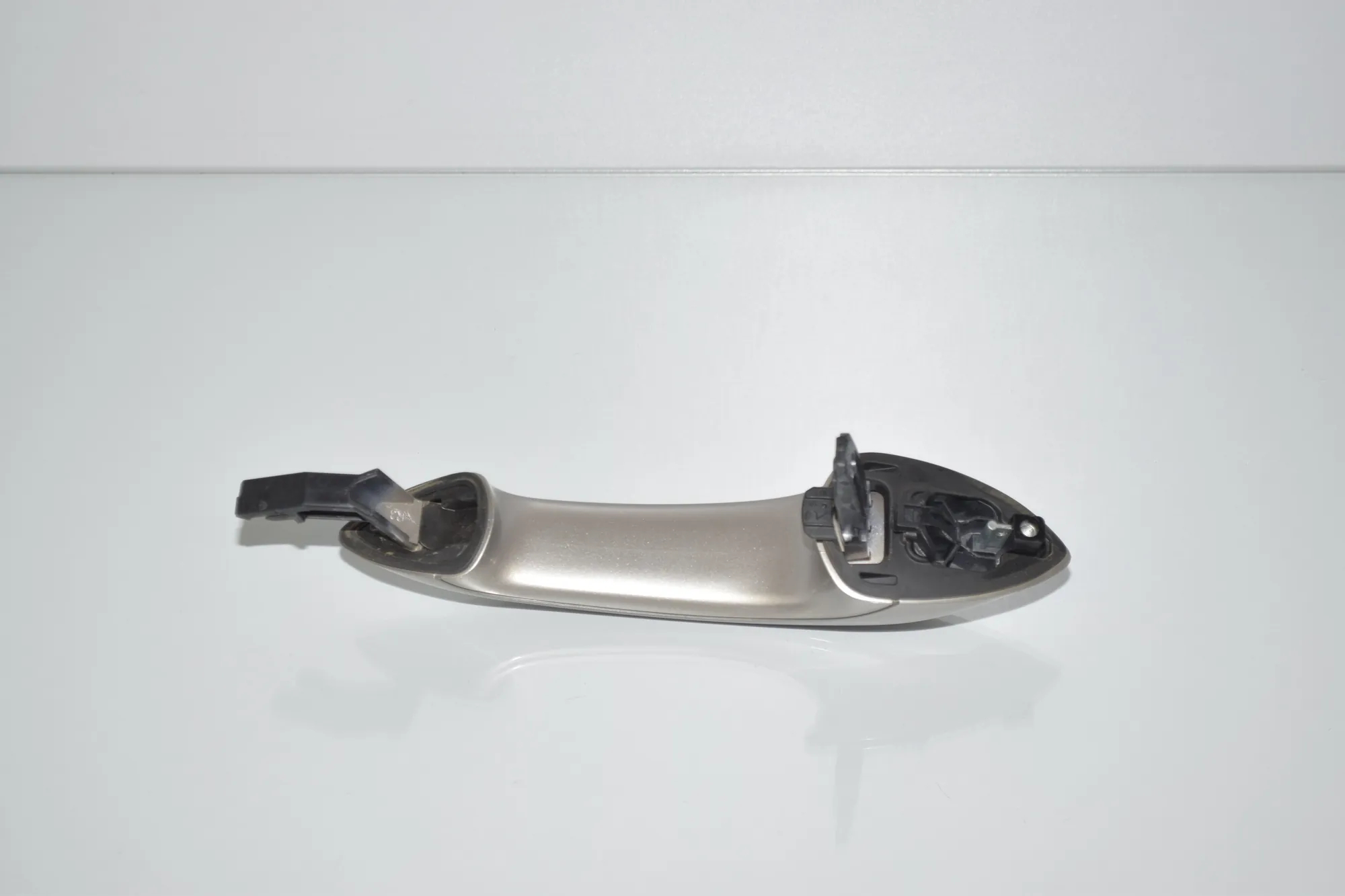 Rear Right Door Exterior Handle – OEM 51227276242 · BMW 5 (F10) 525 d 2011 – 3