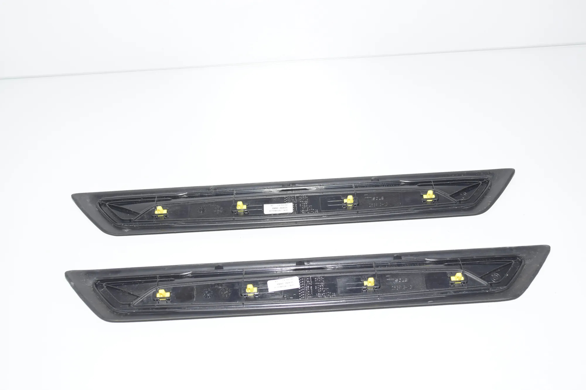 Door Sill Trim Kit – OEM 7410460 · BMW 4 Gran Coupe (F36) 440 i xDrive 2016 – 4