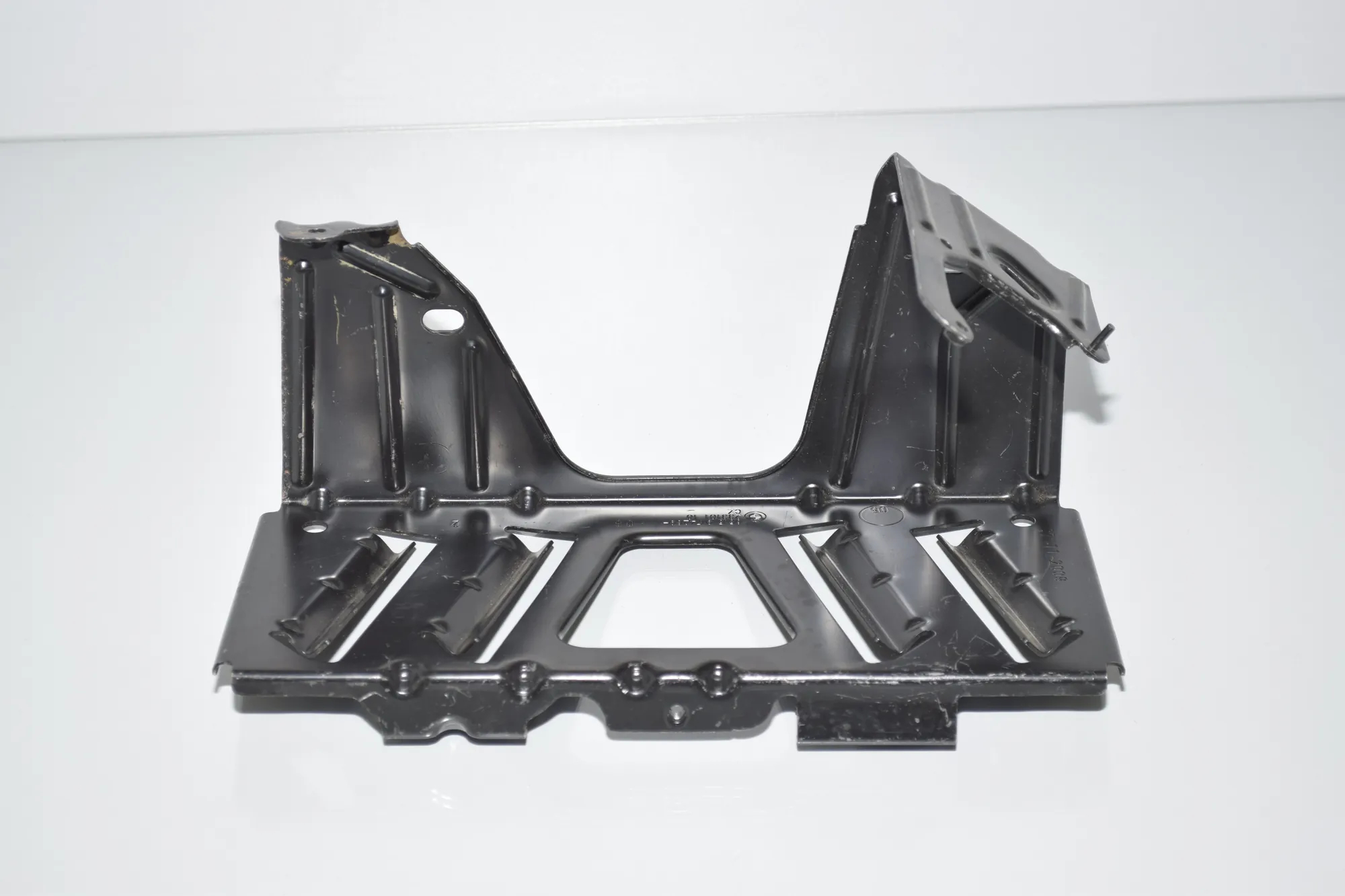 Bracket – OEM 65159174269 · BMW 6 Gran Coupe (F06) BMW 6 Gran Coupe (F06) 640 d 2011 – 2