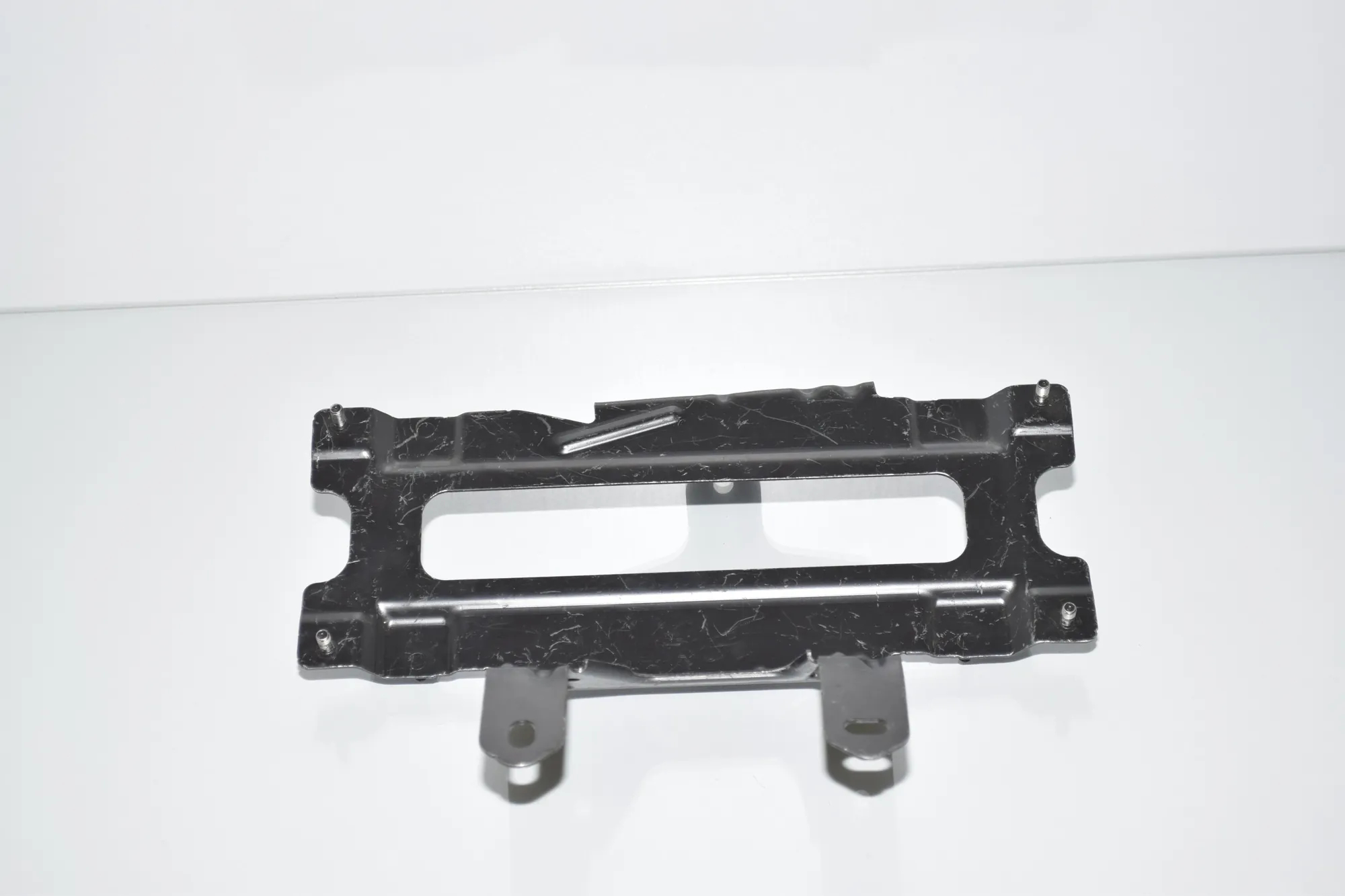 Bracket – OEM 65159174271 · BMW 5 (F10) BMW 5 (F10) 520 d 2010