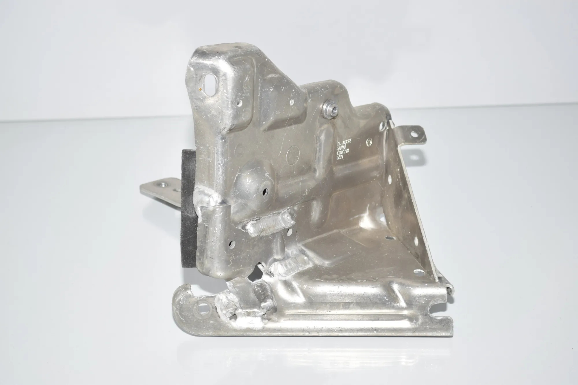 Battery Holder Tray – OEM 61218602813 · BMW i3 (I01) BMW i3 (I01) Electric 2013