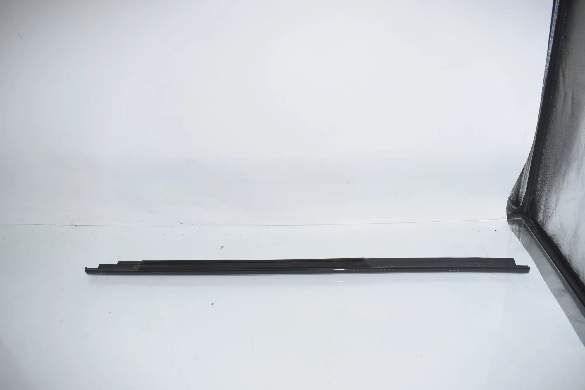 Rear Left Door Window Strip – OEM 7410039 · BMW iX3 (G08) BMW iX3 (G08) Electric (286 HP) 2020 – 3