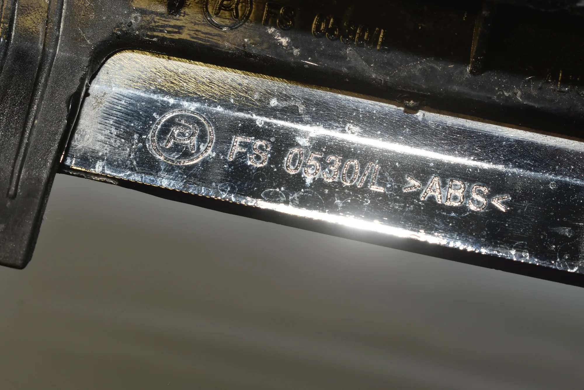 Front Left Grill – OEM FS0530L · BMW 5 (G30) BMW 5 (G30) 530 d 2018 – 6
