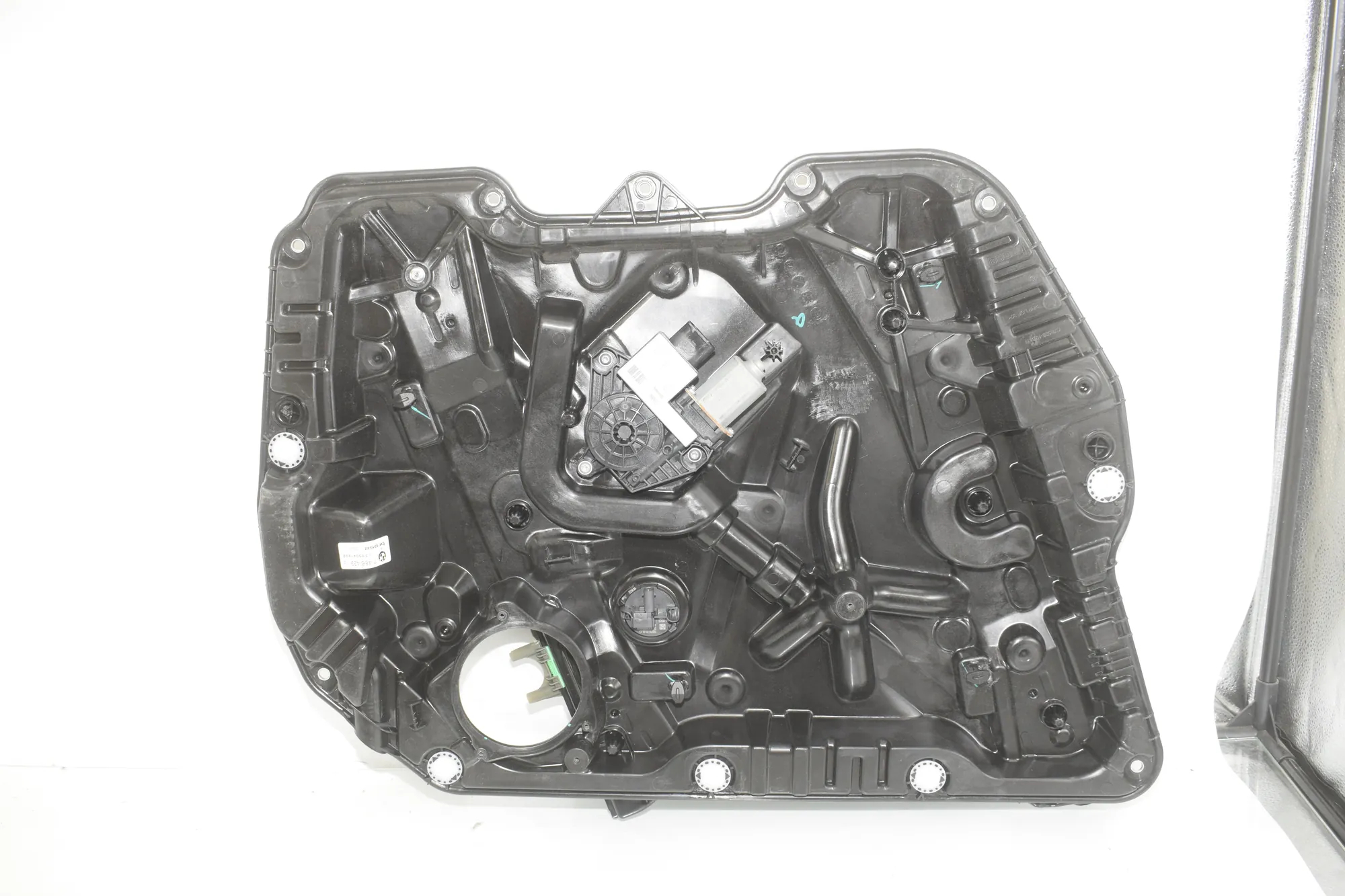 Front Right Door Window Regulator – OEM 7486429 · BMW iX3 (G08) BMW iX3 (G08) Electric (286 HP) 2020