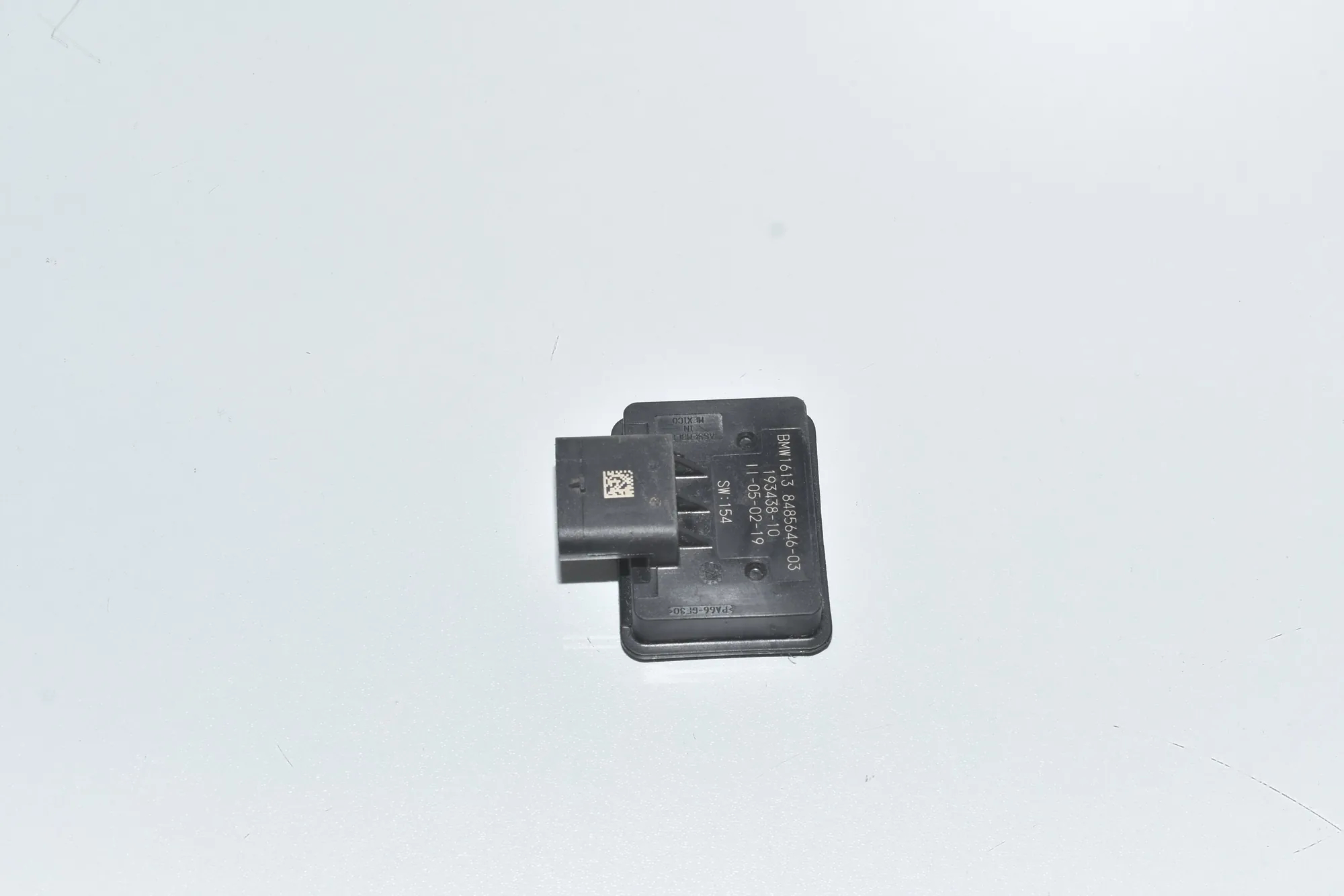 Fuel Temperature Sensor – OEM 16138485646 · BMW 5 (G30) BMW 5 (G30) 530 i 2019 – 2