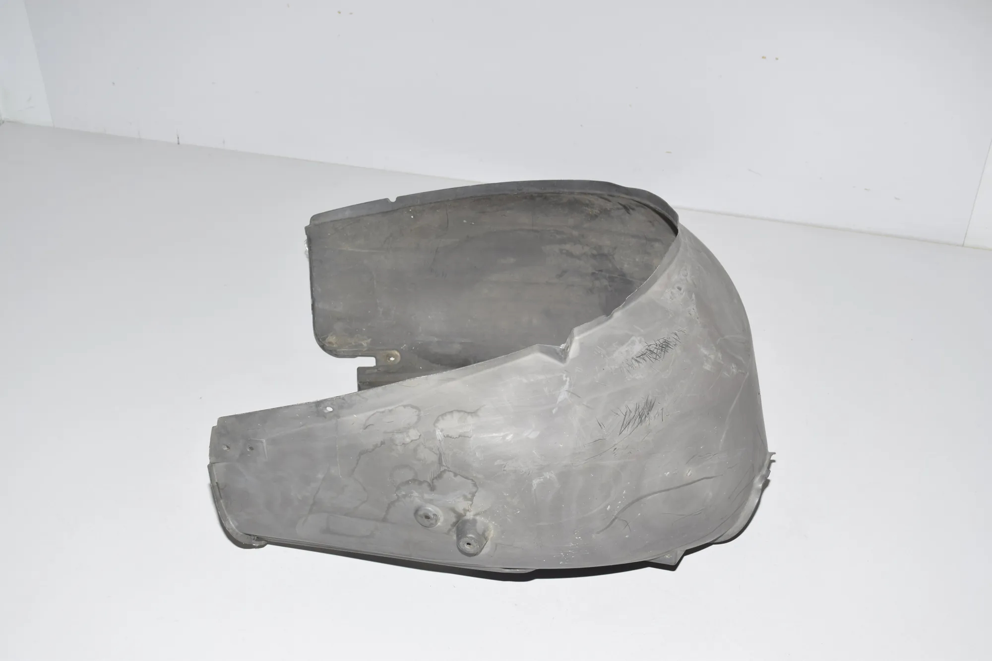 Rear Left Arch Liner – OEM 51718223377 · BMW 7 (E65, E66, E67) BMW 7 (E65, E66, E67) 730 d 2002 – 3