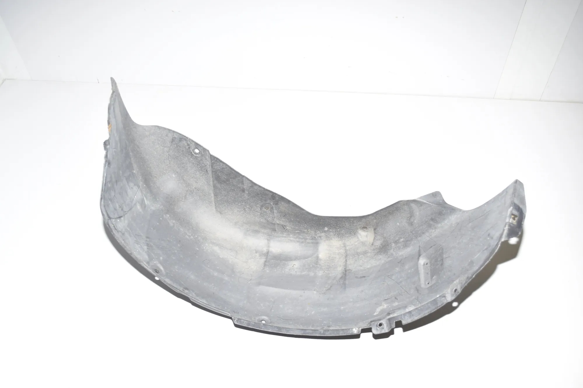 Rear Right Arch Liner – OEM CLF500042 · LAND ROVER RANGE ROVER SPORT (L320) LAND ROVER RANGE ROVER SPORT (L320) 3.6 D 4x4 2008 – 4