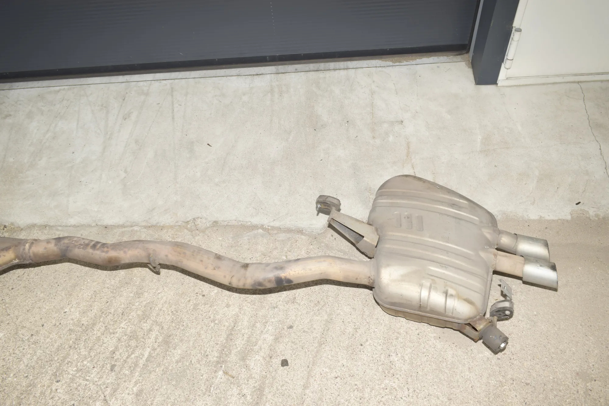 Exhaust – OEM 7807110 · BMW 5 Touring (F11) 530 d 2014 – 3