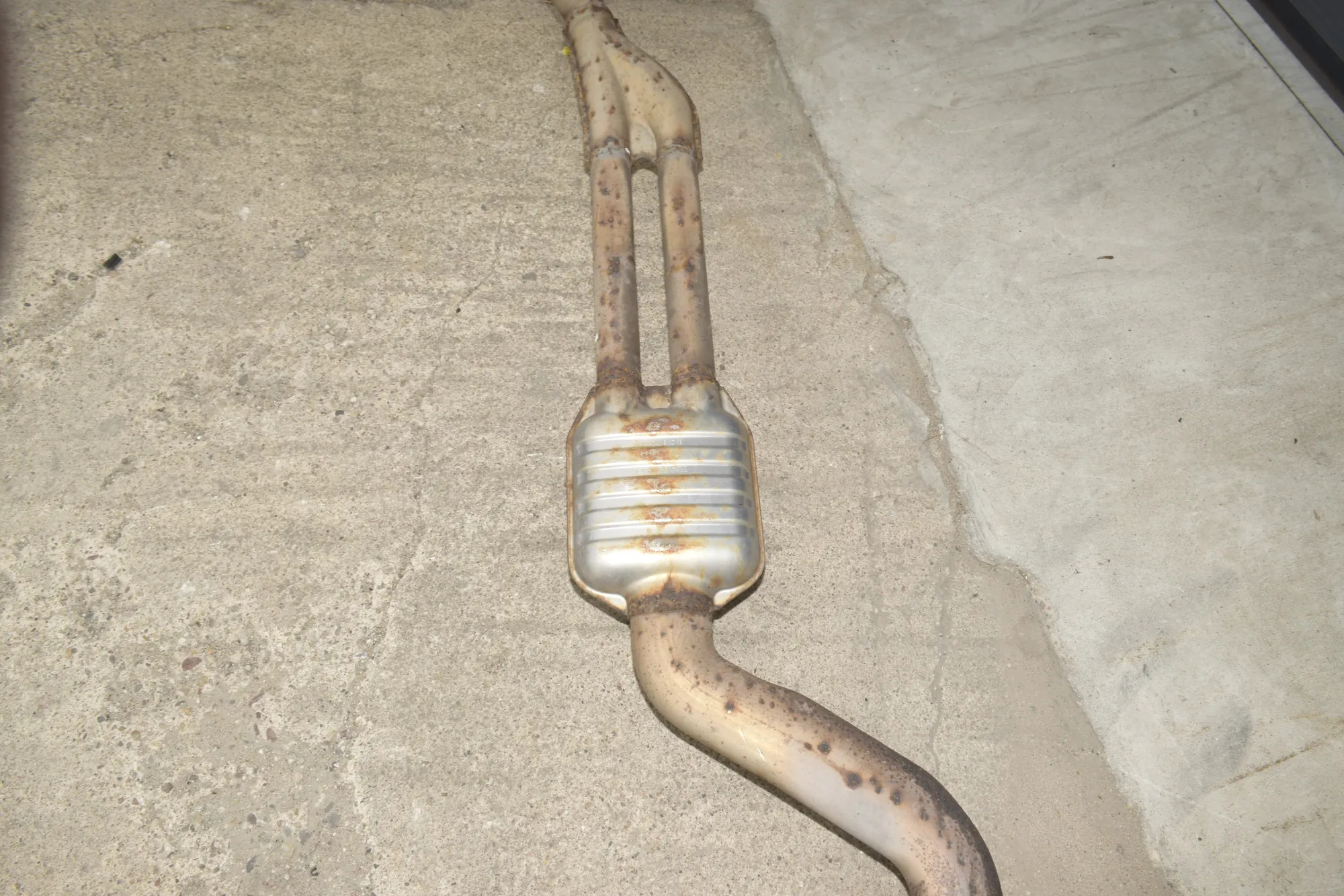 Exhaust – OEM 7807103 · BMW 5 (F10) 525 d 2010 – 4