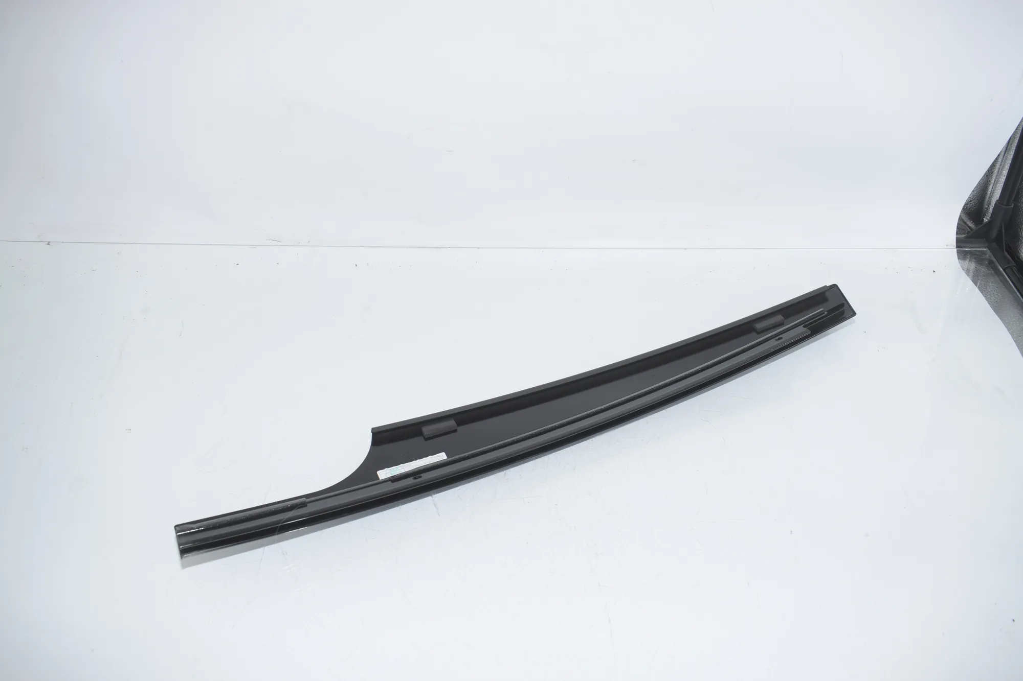 Front Left Door Vertical Trim – OEM 7410021 · BMW iX3 (G08) BMW iX3 (G08) Electric (286 HP) 2020 – 2