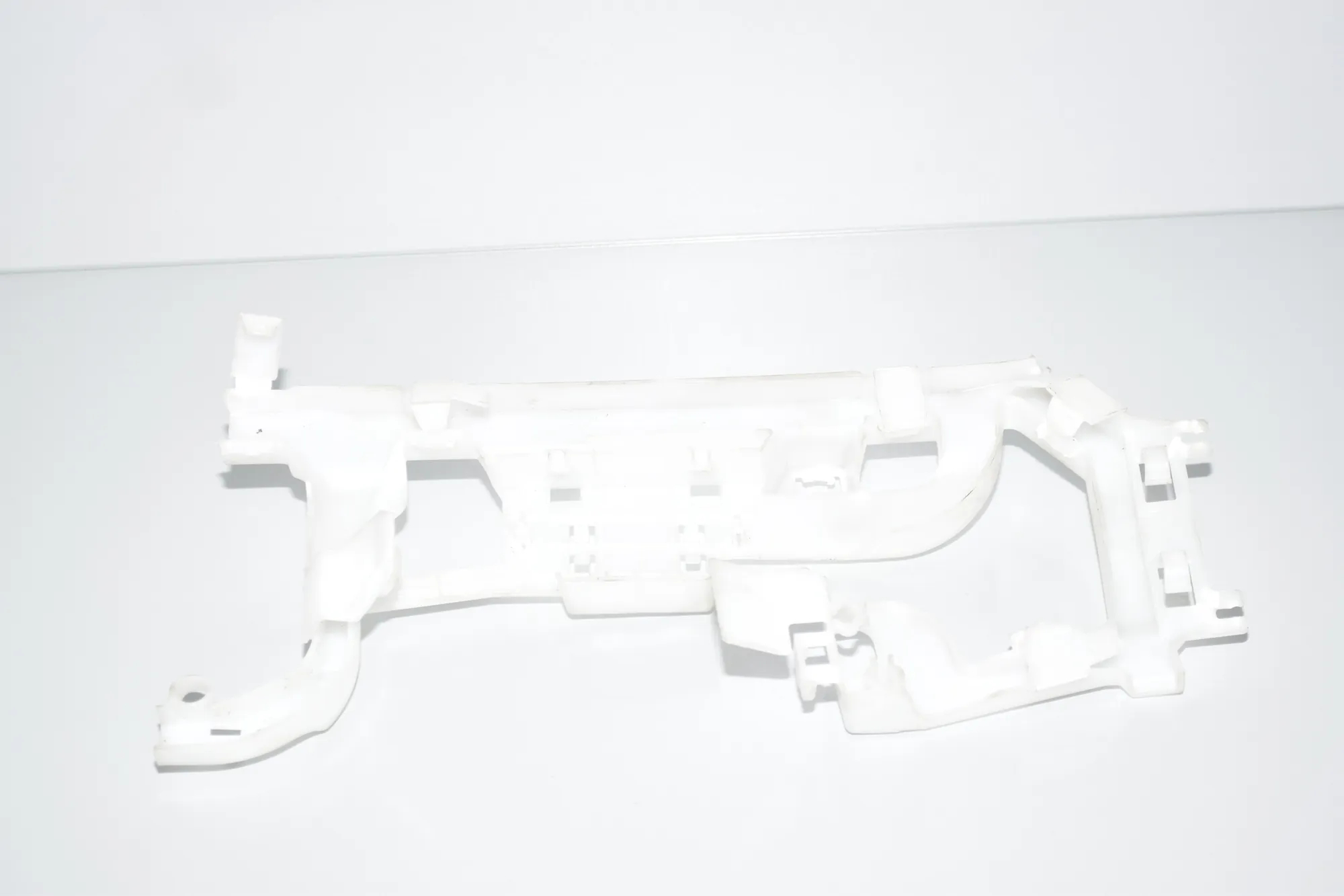 Bracket – OEM 9394450 · BMW 4 Gran Coupe (F36) 440 i xDrive 2016