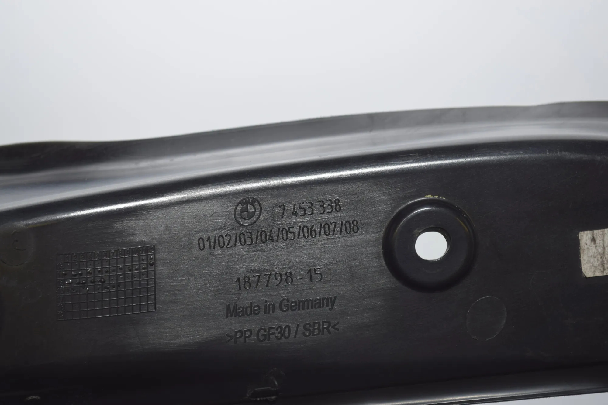 Rear Tailgate Right Side Drip Rail Trim – OEM 7453338 · BMW 4 Gran Coupe (F36) 440 i xDrive 2016 – 5