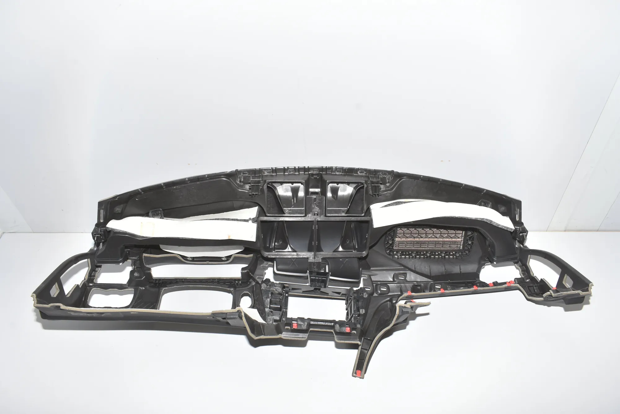 Dashboard – OEM 9228279 · BMW 3 (F30, F80) 320 d Efficient Dynamics 2012 – 5