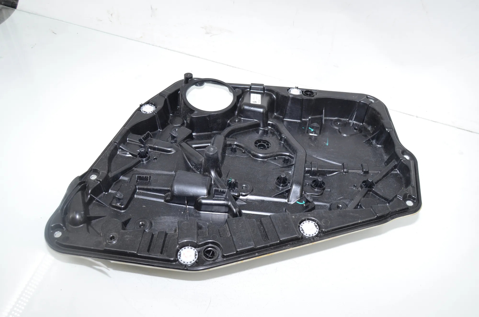 Rear Left Door Window Regulator – OEM 7486431 · BMW iX3 (G08) BMW iX3 (G08) Electric (286 HP) 2022 – 2