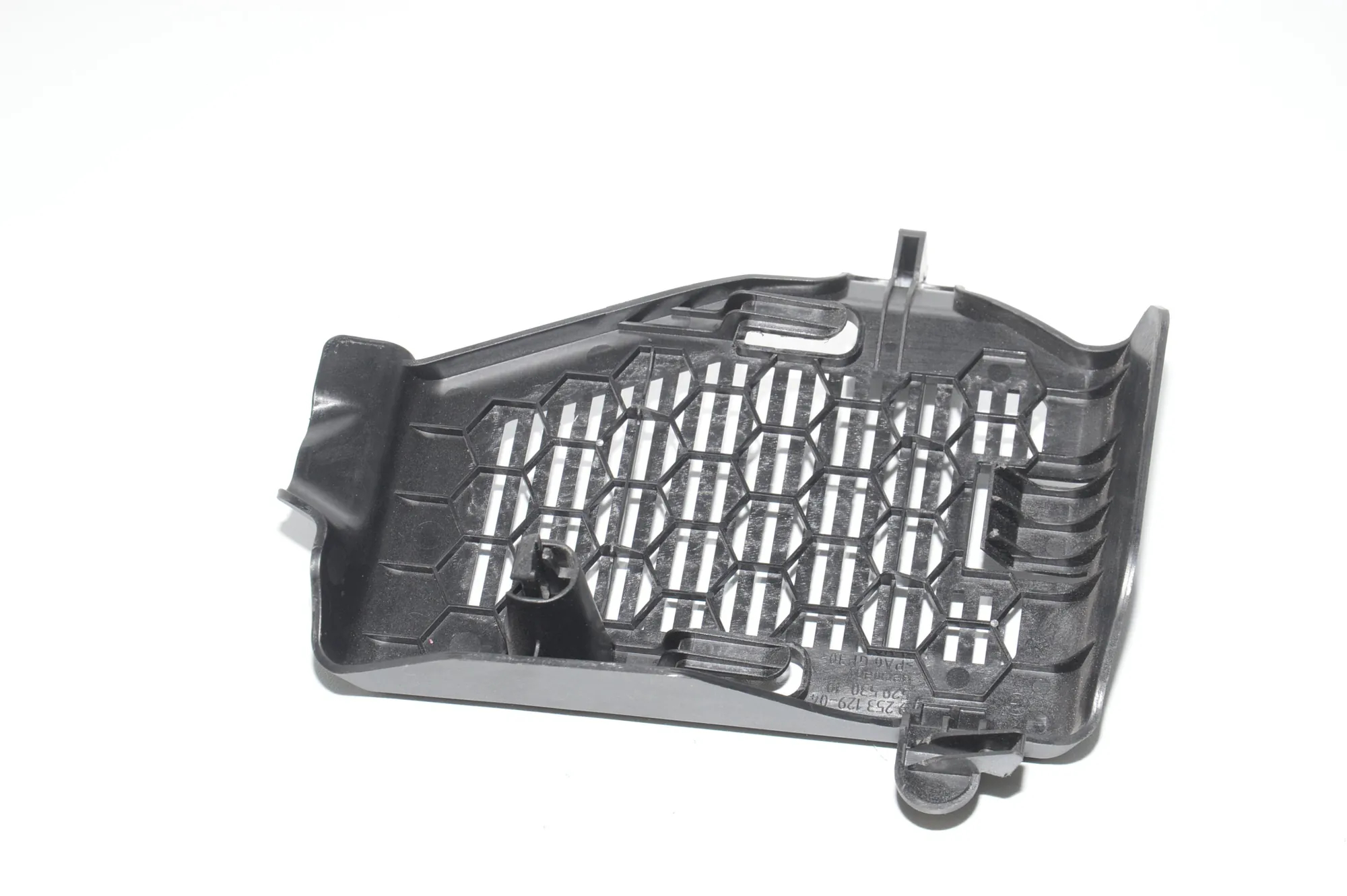 Other Body Parts – OEM 9253129 · BMW 6 Gran Coupe (F06) 640 d xDrive 2015 – 3