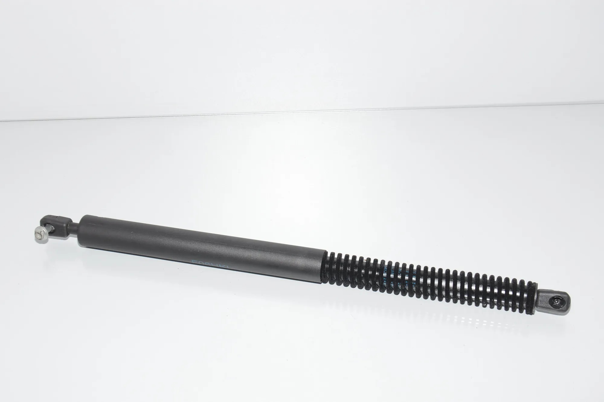 Right Side Tailgate Gas Strut – OEM 7360583 · BMW 6 Gran Coupe (F06) 640 d xDrive 2015 – 3