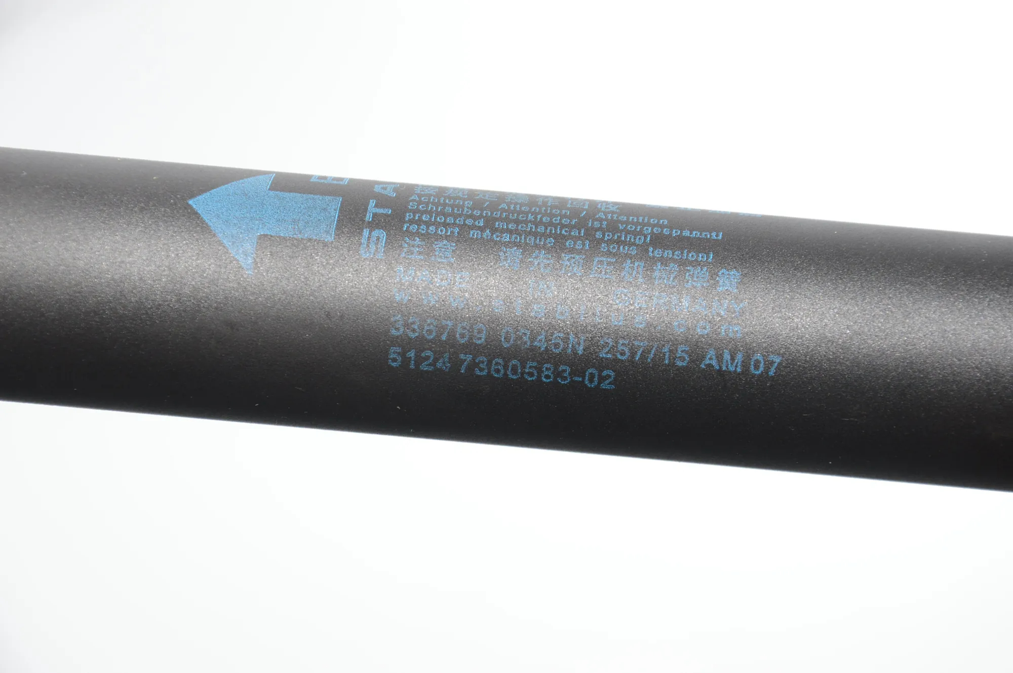 Right Side Tailgate Gas Strut – OEM 7360583 · BMW 6 Gran Coupe (F06) 640 d xDrive 2015 – 4