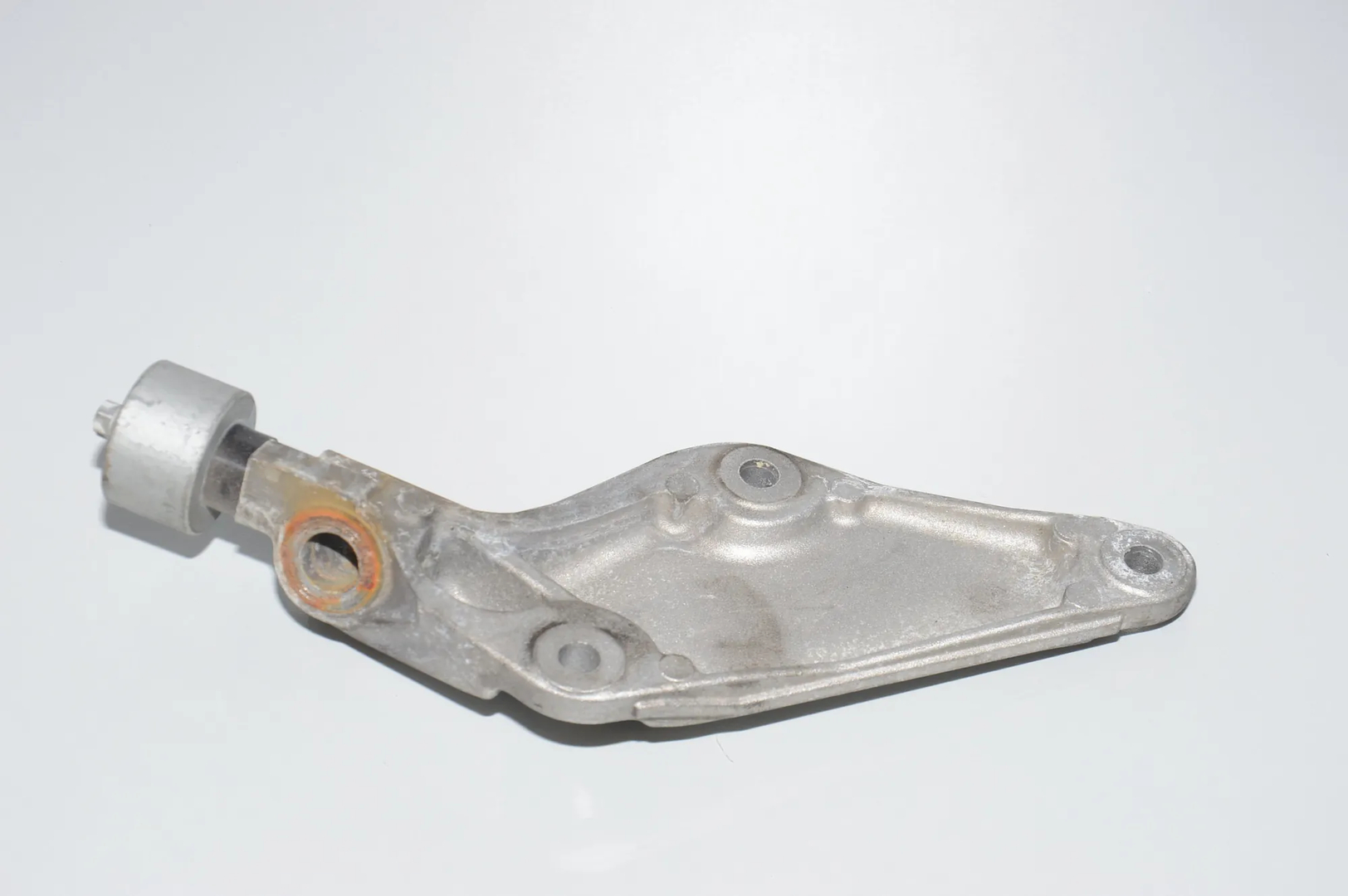 Gearbox Mount Bracket – OEM 6788559 · BMW 6 Gran Coupe (F06) 640 d xDrive 2015 – 2