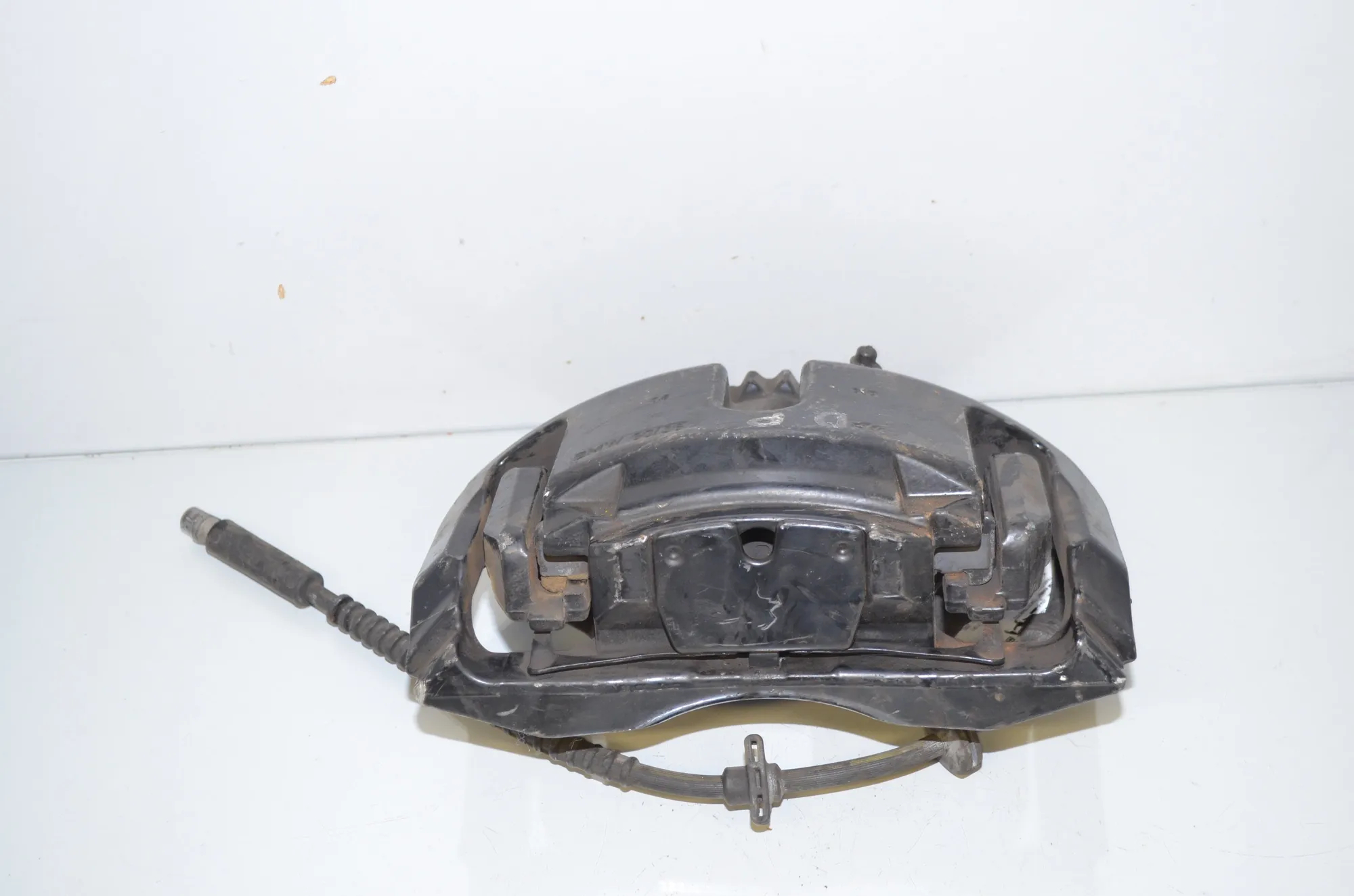 Front Right Brake Caliper – OEM 34117846702 · BMW 6 Gran Coupe (F06) 640 d xDrive 2015