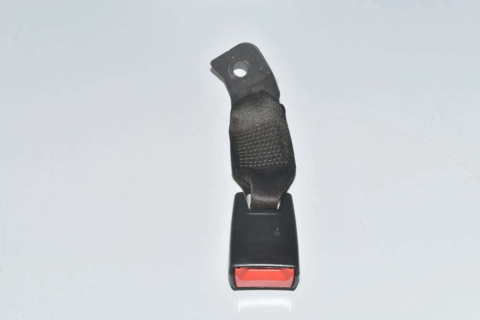 Rear Left Seat Buckle – OEM 72119117261 · BMW 1 (E81) 123 d 2011 – 2