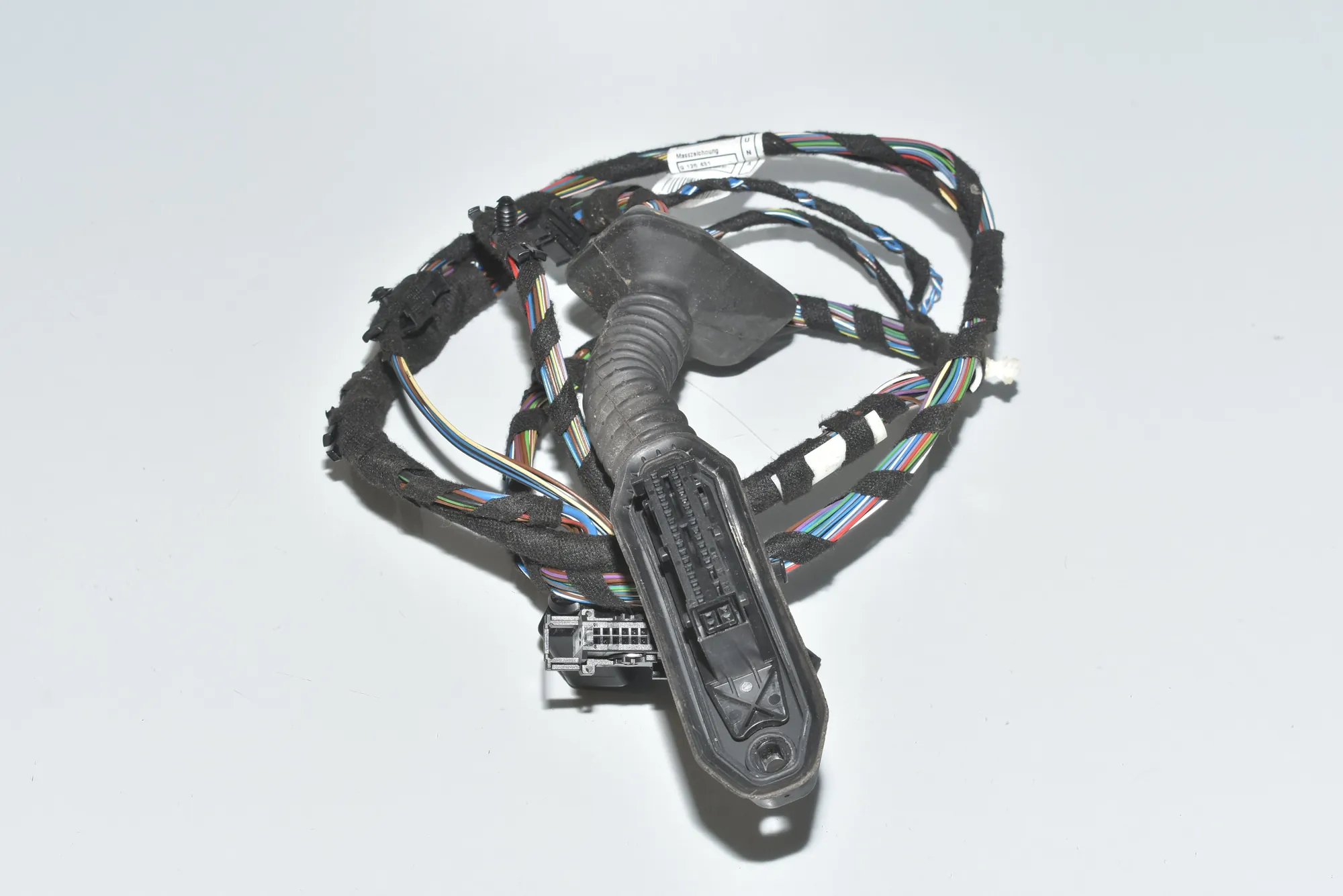 Front Right Door Wiring – OEM 9118101 · BMW 1 (E81) 123 d 2011 – 3