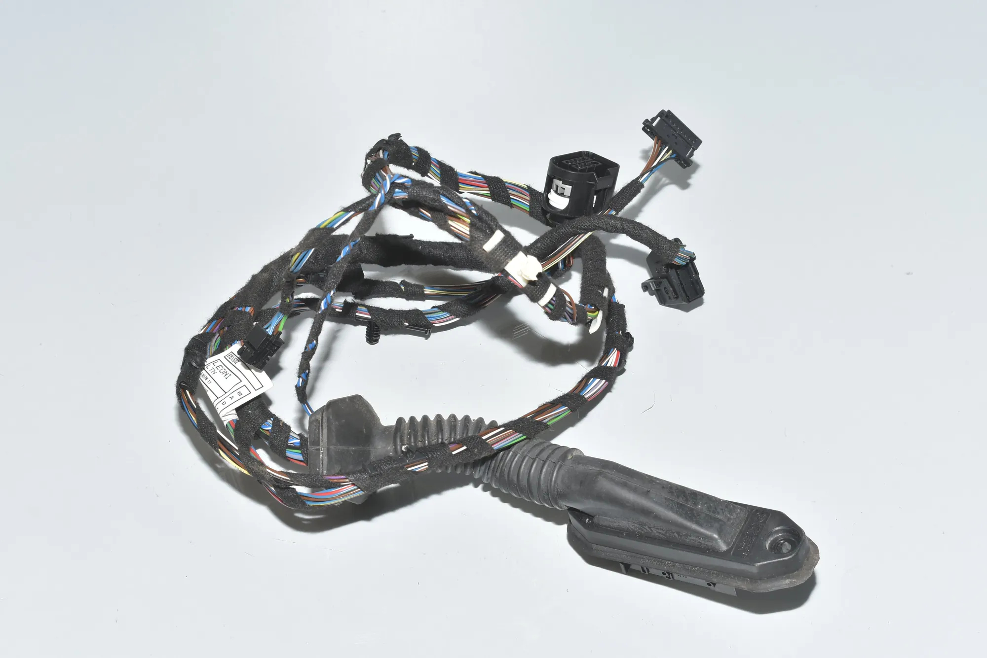 Front Right Door Wiring – OEM 9118101 · BMW 1 (E81) 123 d 2011