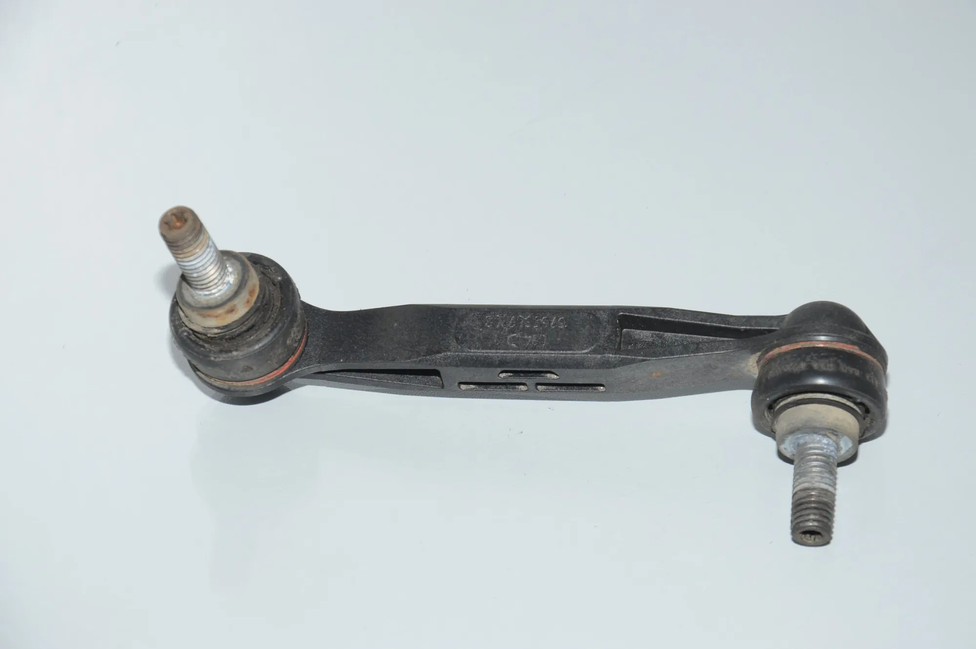 Rear Left Stabilizer Link – OEM 6785607 · BMW 3 Touring (F31) 335 d xDrive 2016 – 3