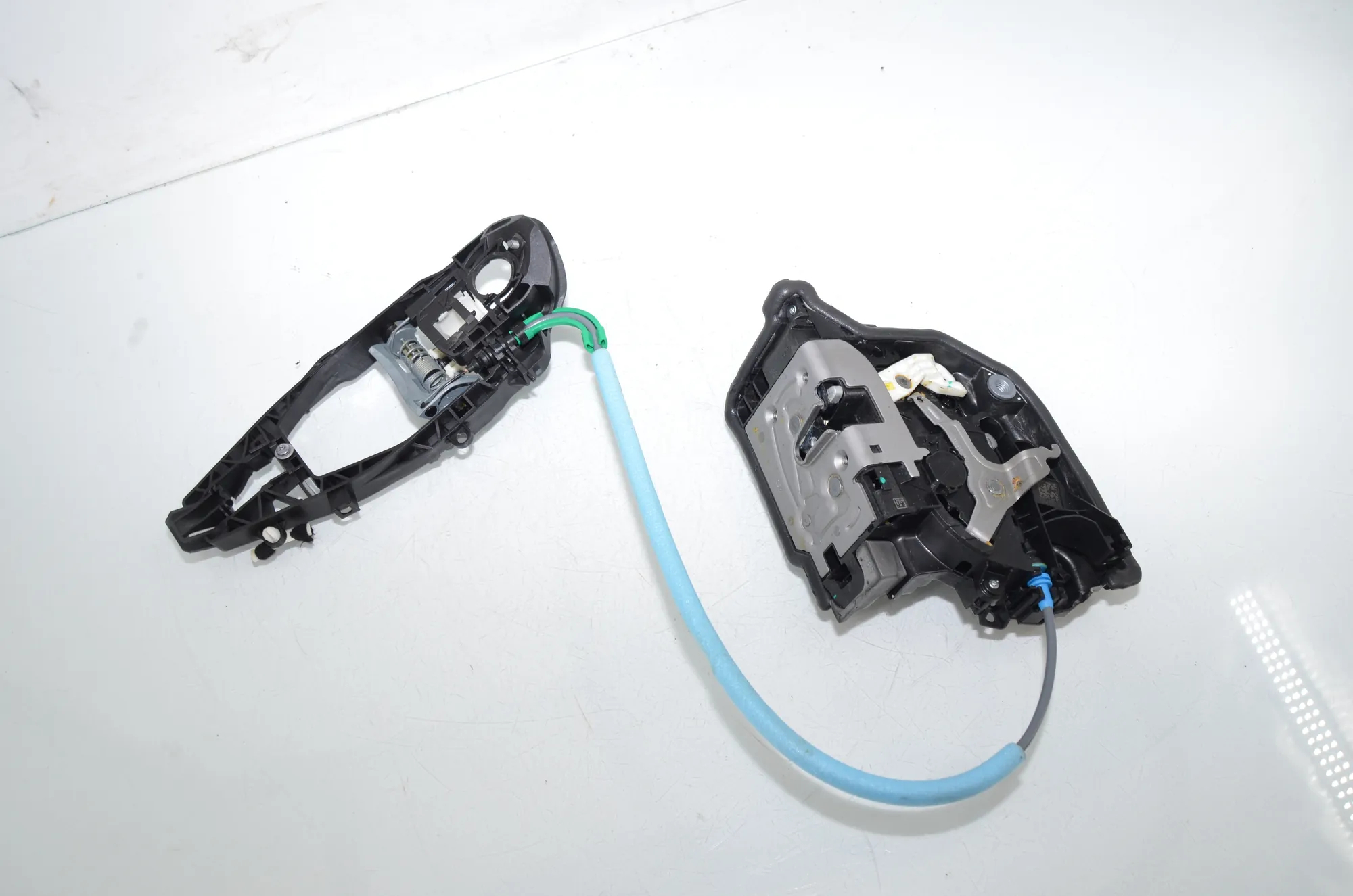 Rear Left Door Lock – OEM 7362793 · BMW iX3 (G08) BMW iX3 (G08) Electric (286 HP) 2022 – 2