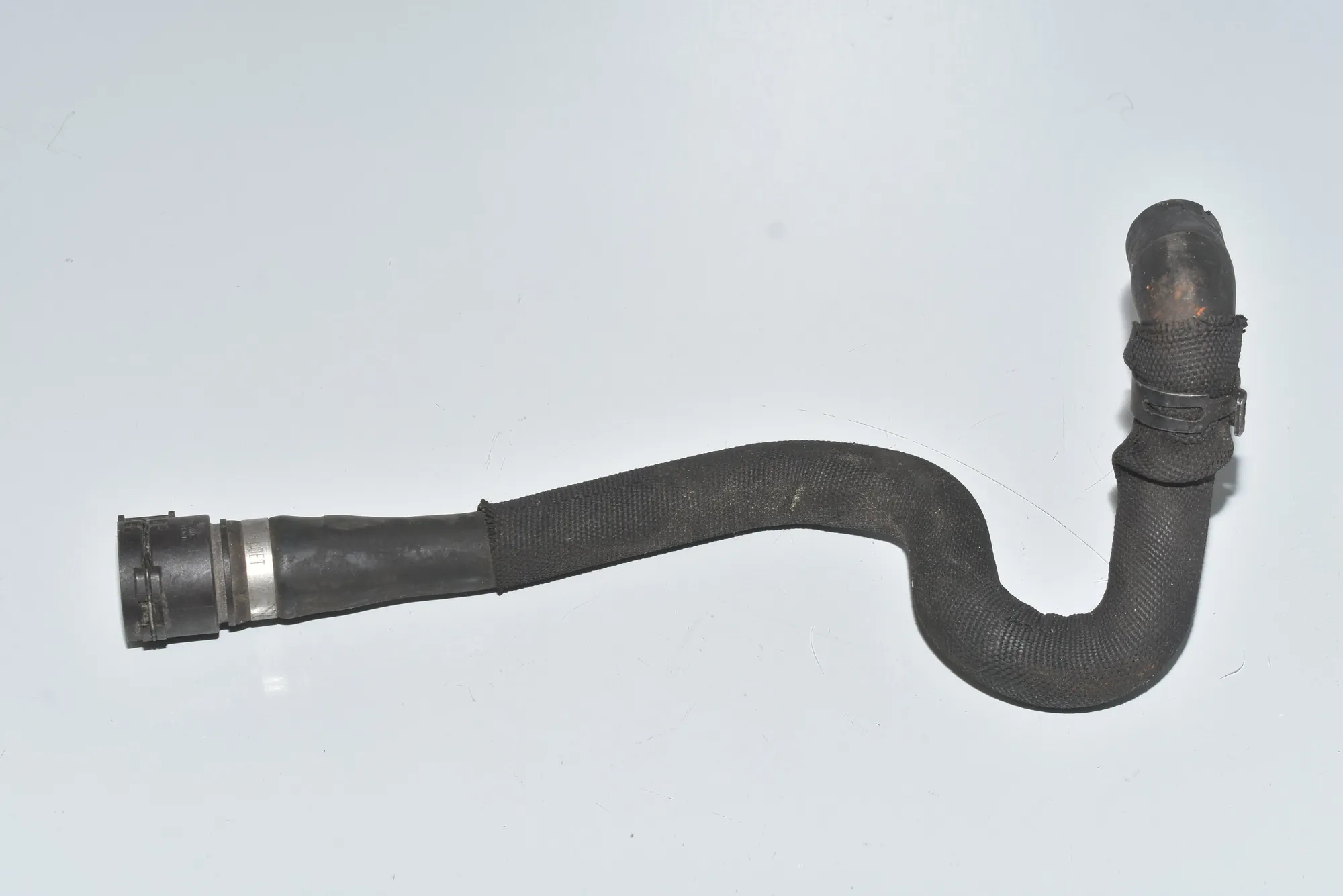Coolant Hose Pipe – OEM 17127575453 · BMW 5 (F10) BMW 5 (F10) 550 i 2010 – 3