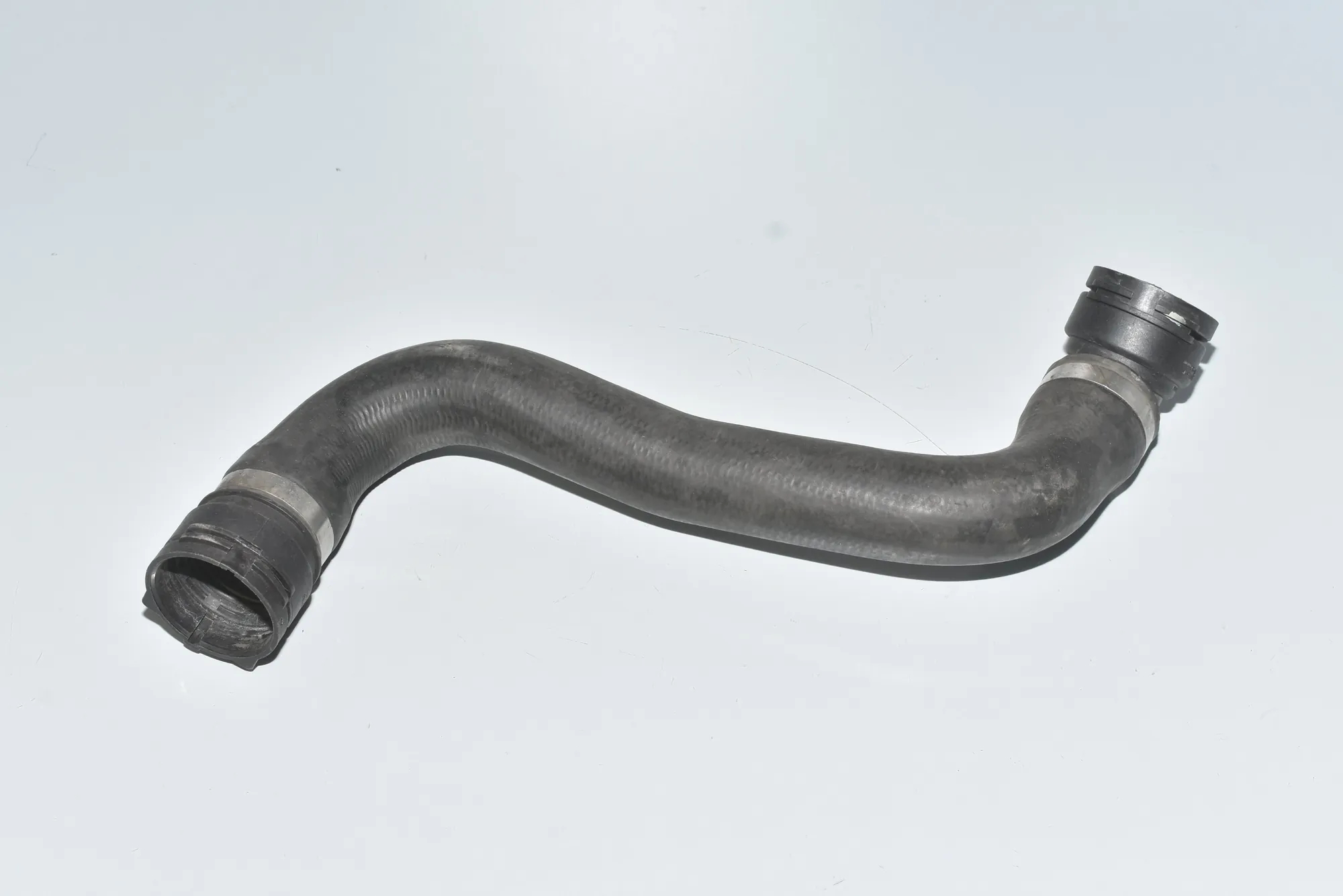 Coolant Hose Pipe – OEM 17127799748 · BMW 5 (E60) BMW 5 (E60) 520 d 2008 – 3