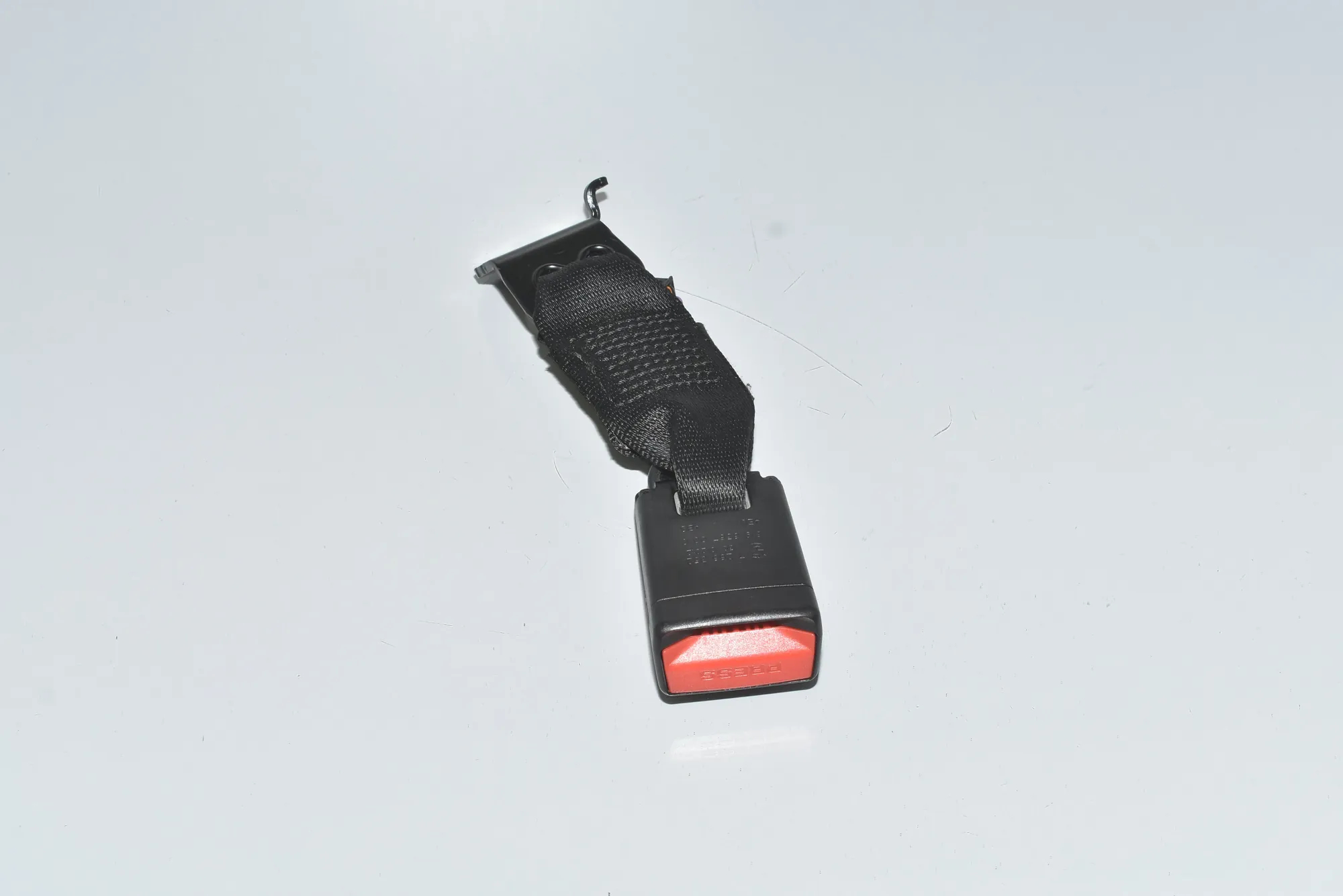 Rear Left Seat Buckle – OEM 72117266352 · BMW 3 (F30, F80) 320 d Efficient Dynamics 2012 – 2