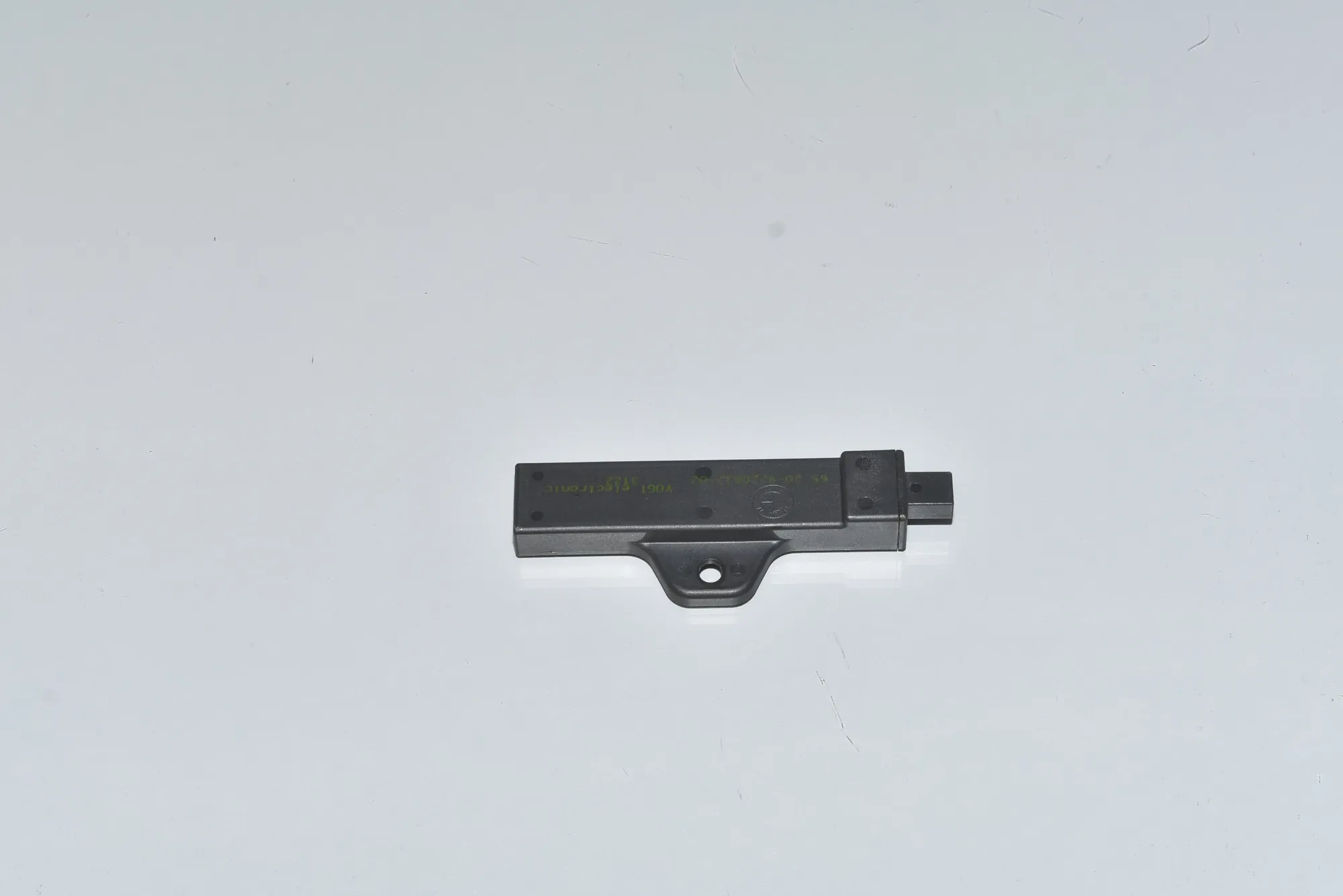Antenna – OEM 65209220832 · BMW 3 (F30, F80) 320 d Efficient Dynamics 2012 – 2