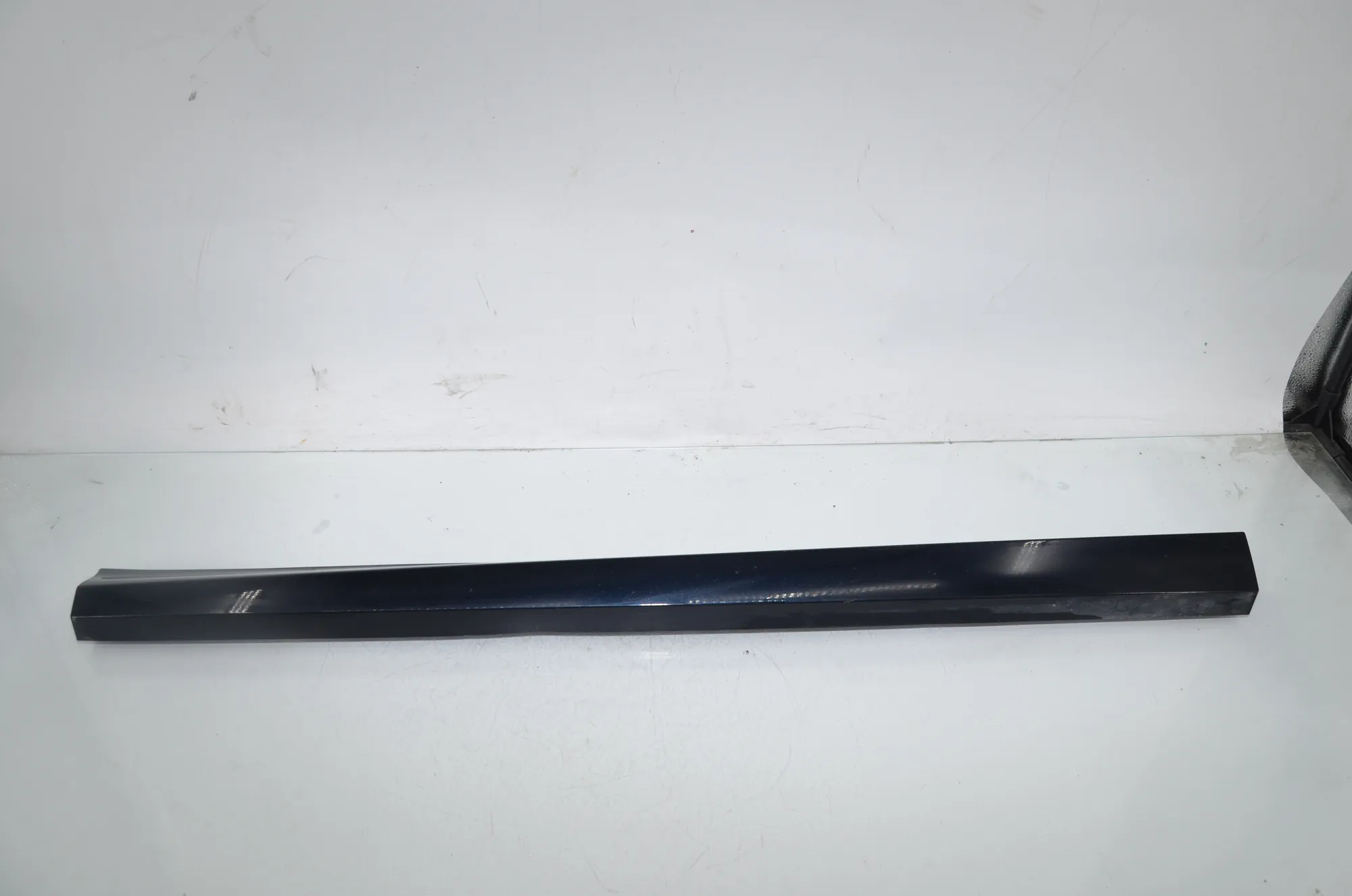 Front Left Door Lower Molding – OEM 8094303 · BMW iX3 (G08) BMW iX3 (G08) Electric (286 HP) 2022