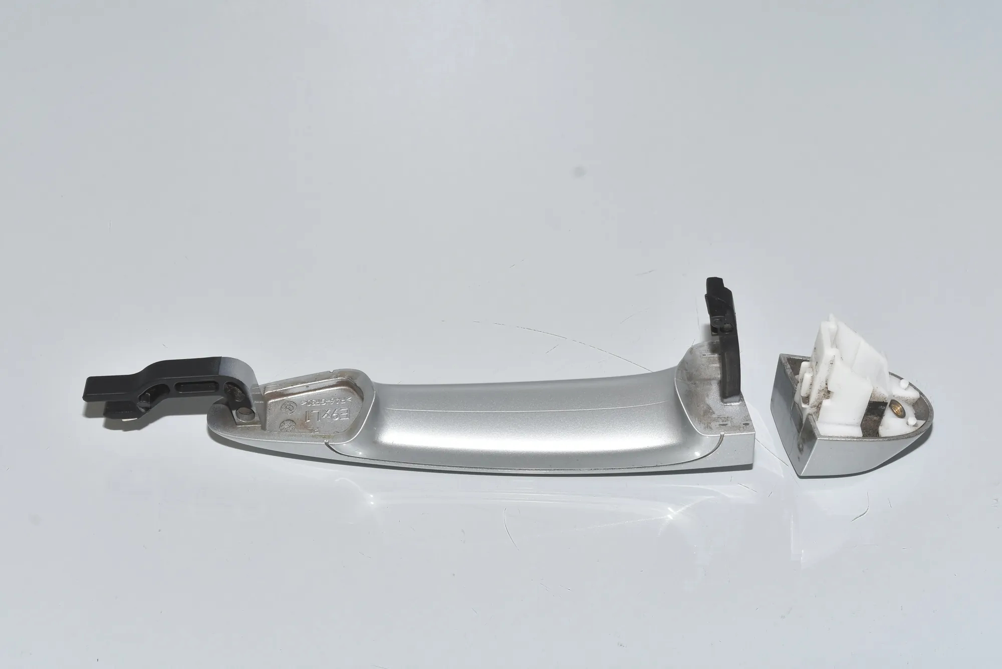 Rear Left Door Exterior Handle – OEM 51217207561 · BMW 3 (F30, F80) 320 d Efficient Dynamics 2012 – 3
