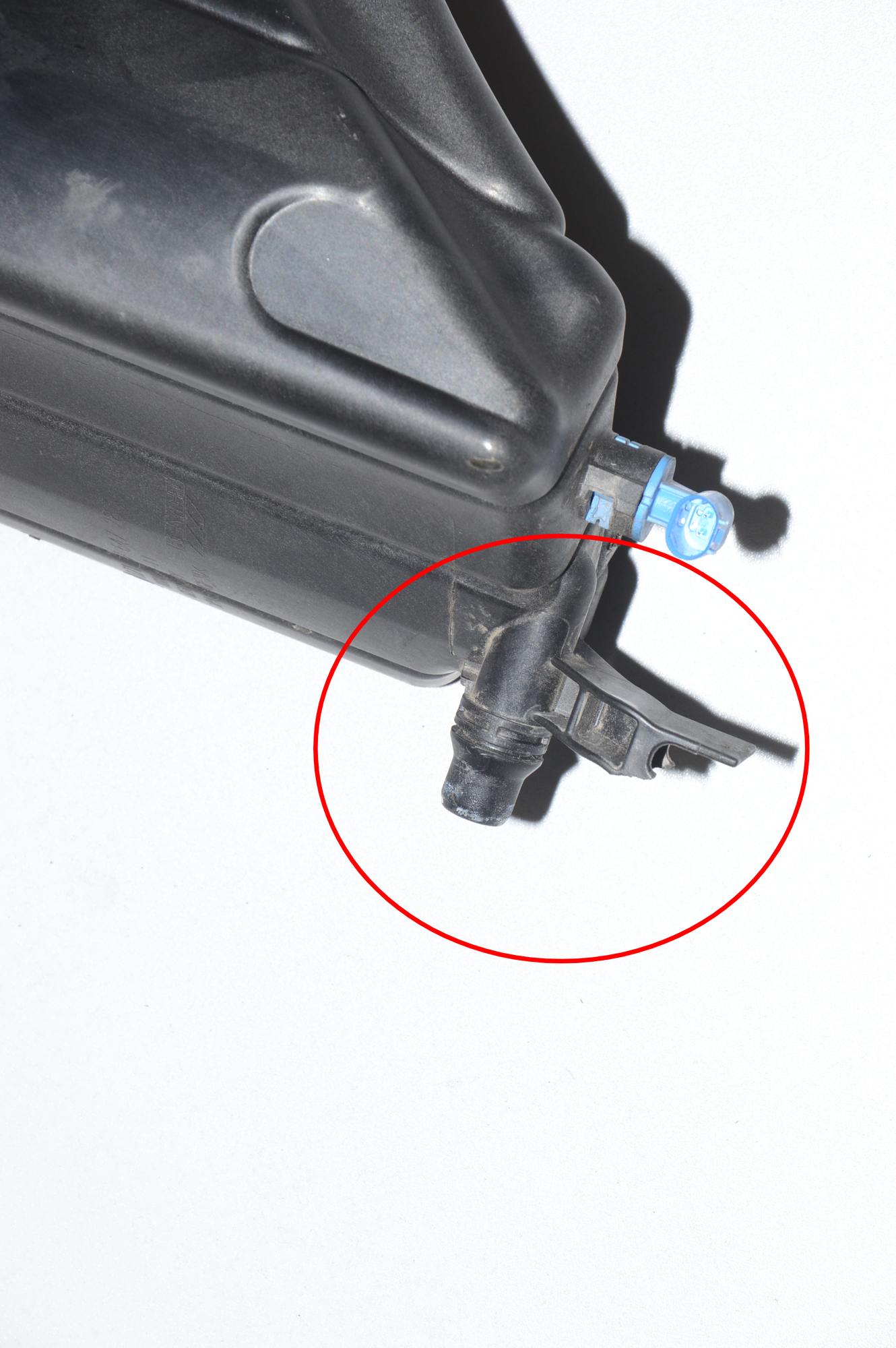 Expansion Tank – OEM 7647283 · BMW 6 Gran Coupe (F06) 640 d xDrive 2015 – 6