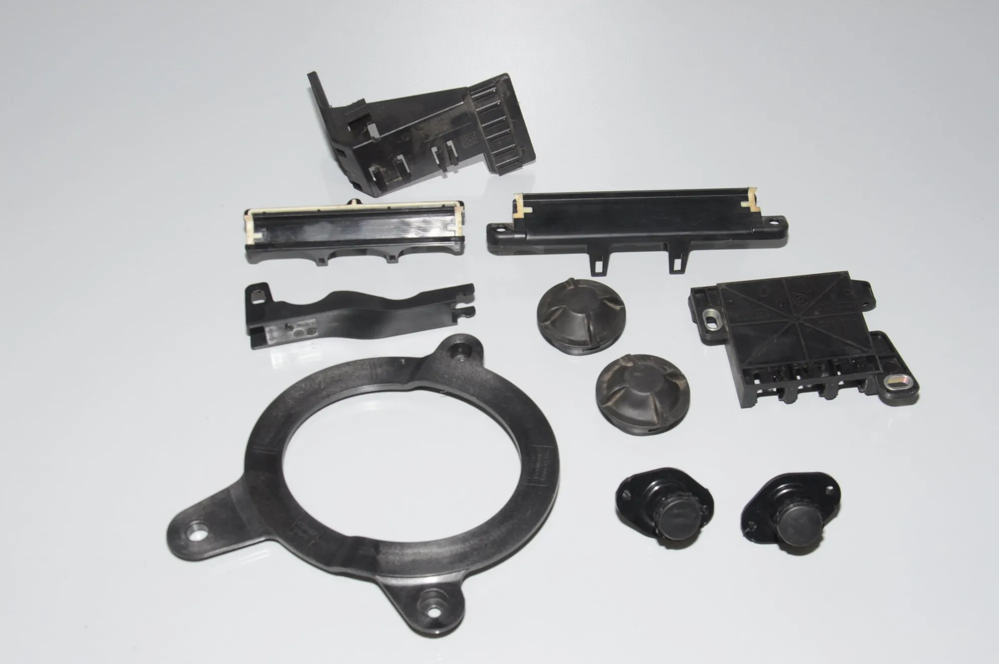 Bracket – OEM 6775700 · BMW 6 Gran Coupe (F06) 640 d xDrive 2015