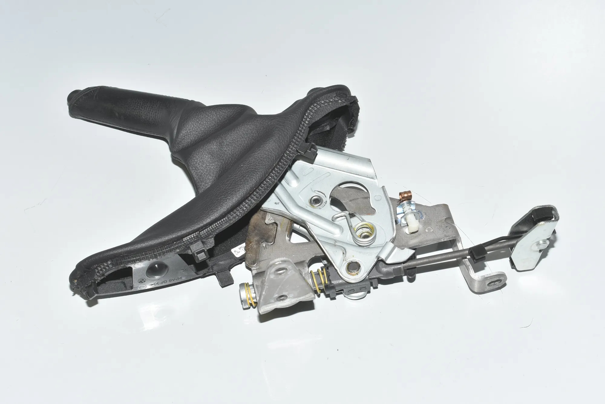 Handbrake Handle – OEM 34406799102 · BMW 3 (F30, F80) 320 d Efficient Dynamics 2012 – 2