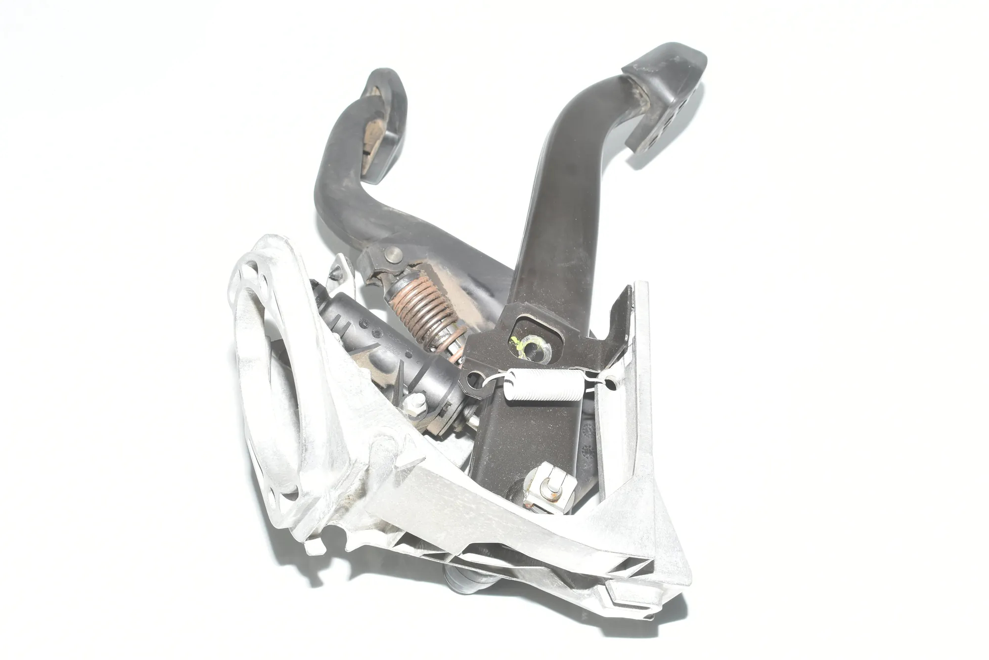 Brake Pedal – OEM 35316762250 · BMW 3 (F30, F80) 320 d Efficient Dynamics 2012 – 3