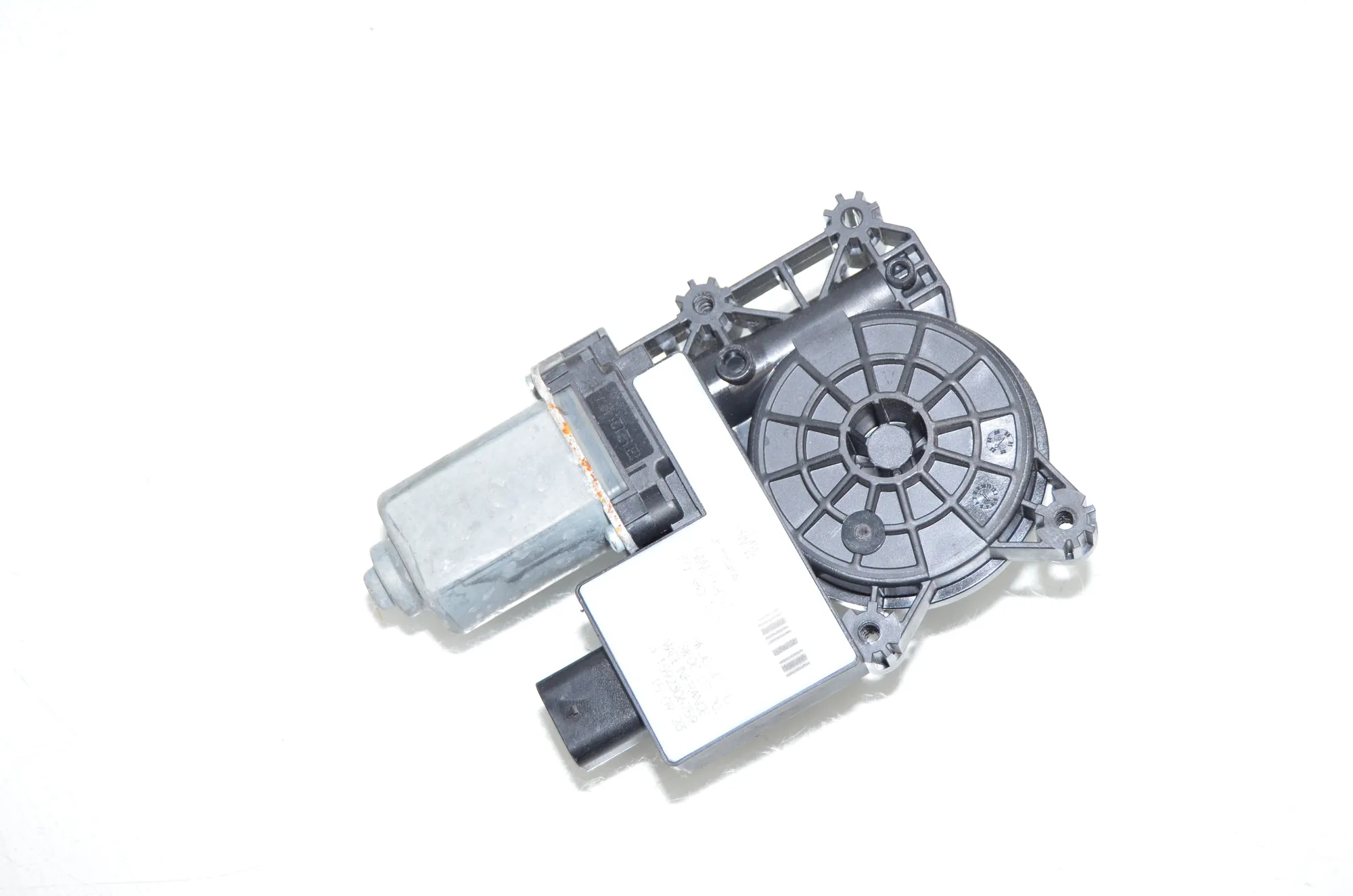 Rear Left Door Window Control Motor – OEM 9854231 · BMW i4 (G26) BMW i4 (G26) eDrive35 2022