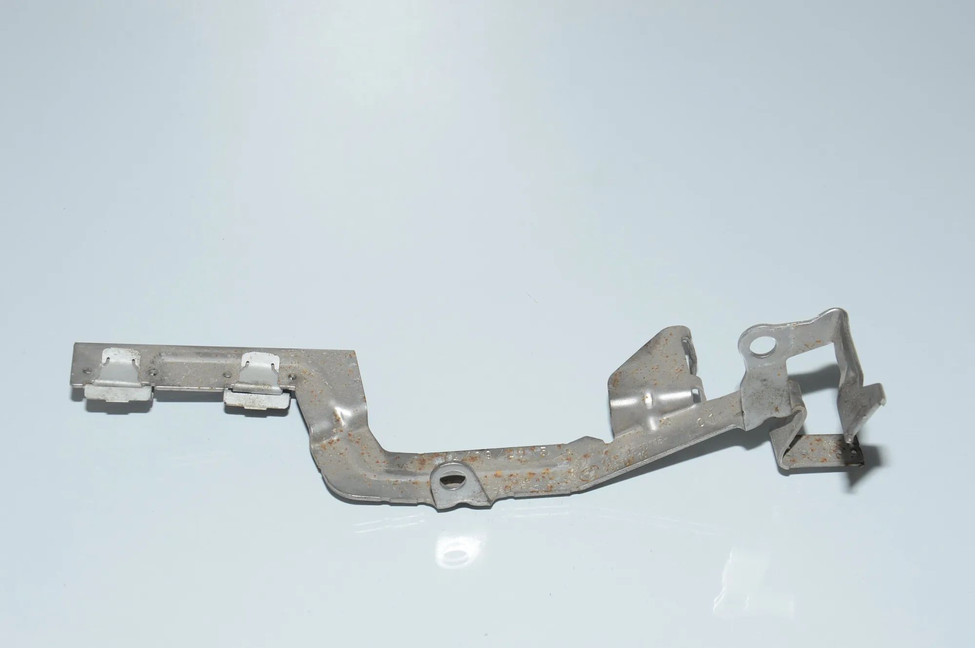 Bracket – OEM 8570115 · BMW 6 Gran Coupe (F06) 640 d xDrive 2015 – 3
