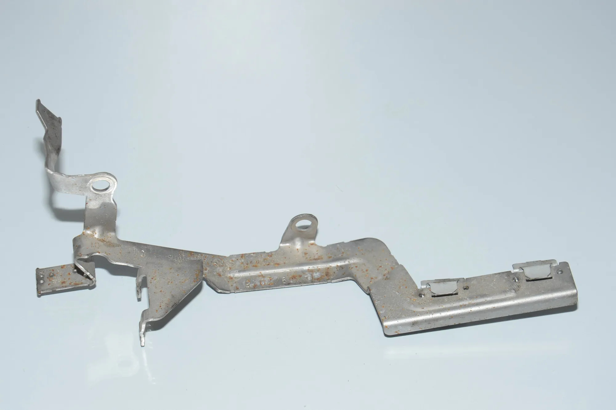 Bracket – OEM 8570115 · BMW 6 Gran Coupe (F06) 640 d xDrive 2015 – 4
